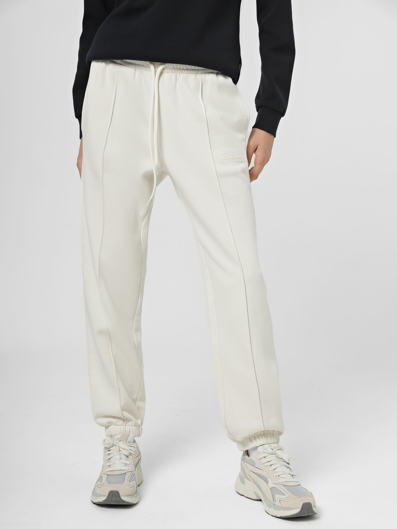 Штани Napapijri Iaato Joggers модель NP0A4HD8N1A1 Штани Napapijri Iaato Joggers модель NP0A4HD8N1A1 Фото