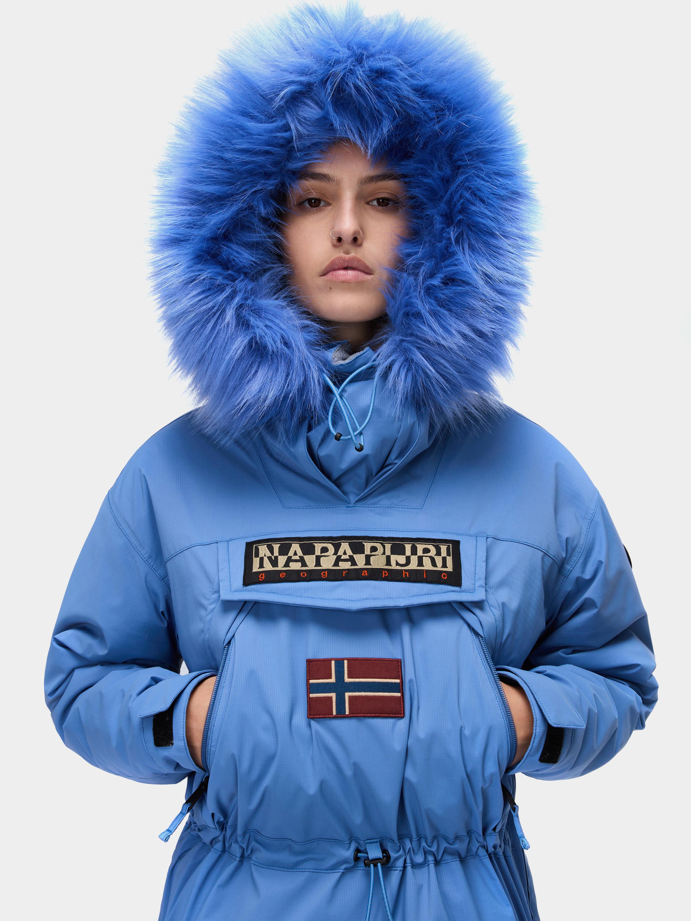 Куртки и дубленки Napapijri SKIDOO модель NP0A4I5FB3E1 Фото