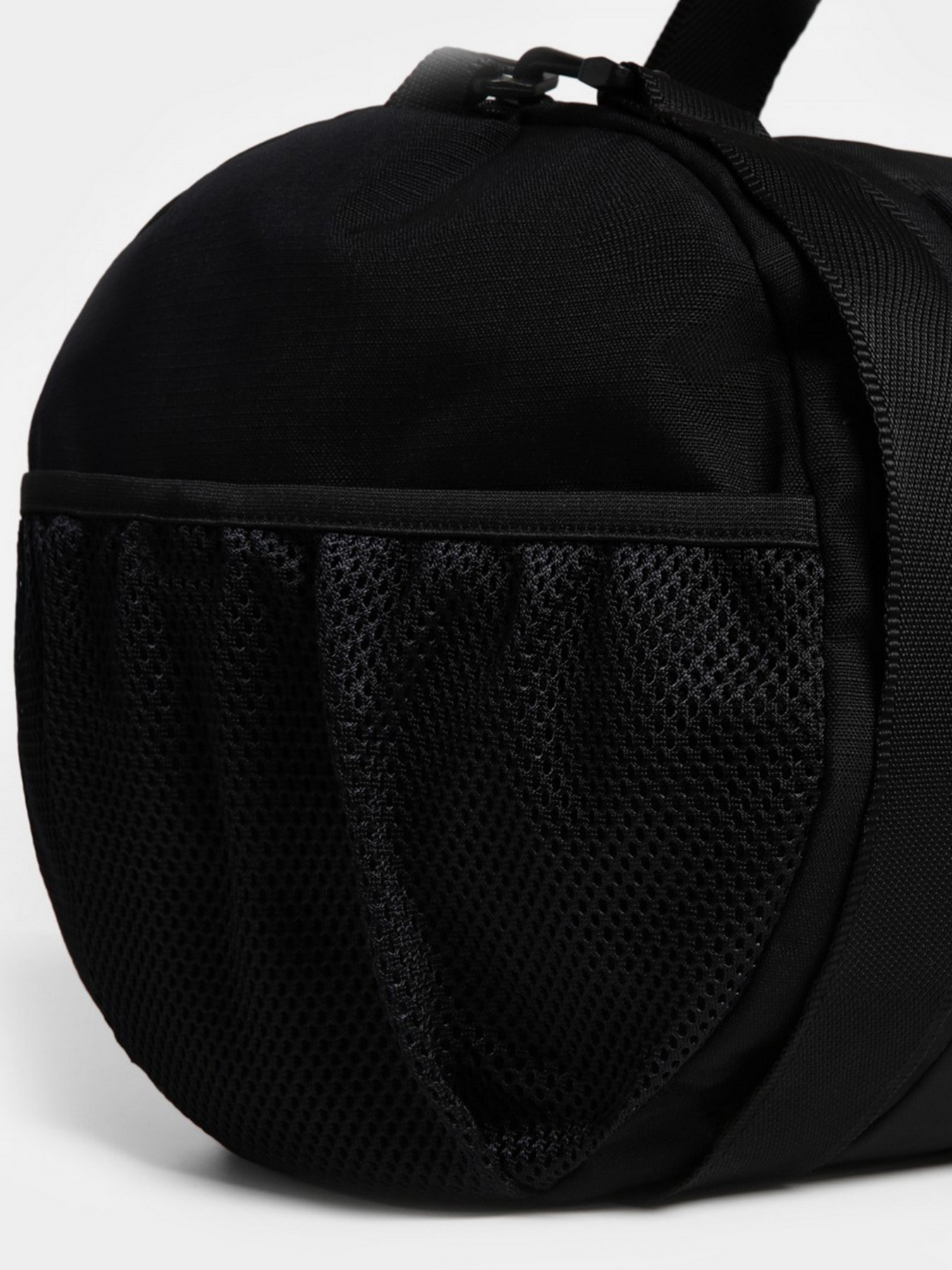 Сумки Napapijri Duffle Rocher модель NP0A4GFR0411 Сумки Napapijri Duffle Rocher модель NP0A4GFR0411 Фото