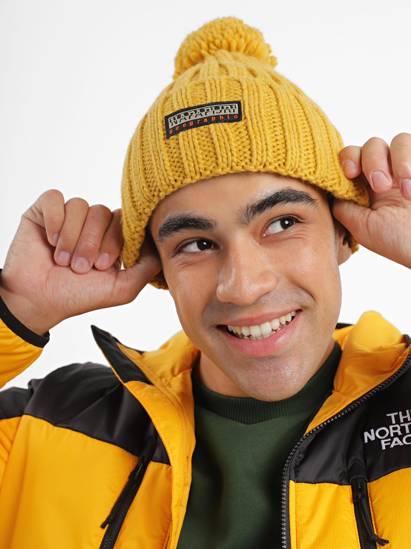 Шапки та кепки Napapijri Fea Beanie модель NP0A4GKAY1H1 Фото