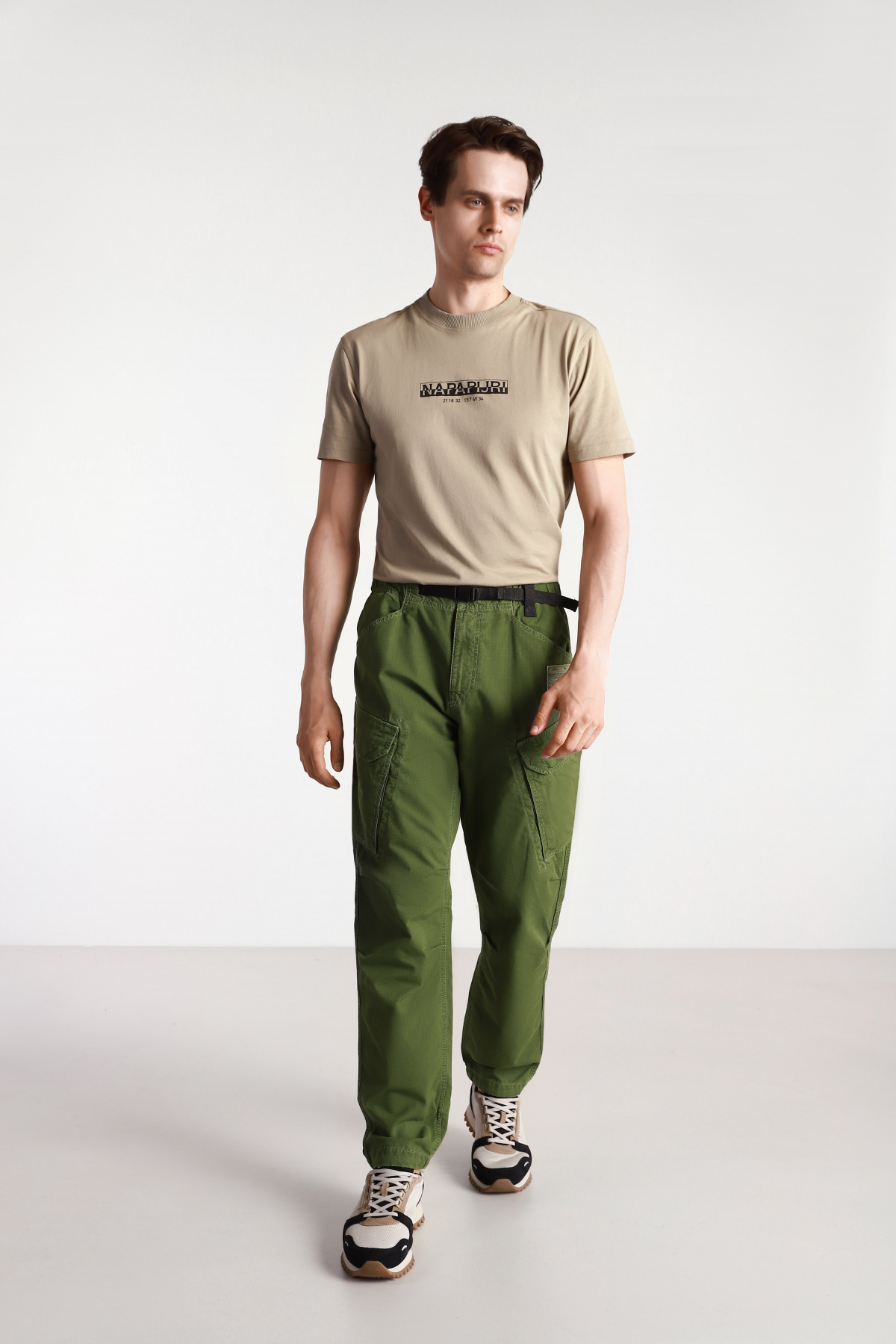 Штани Napapijri Honolulu Cargo Pants модель NP0A4F39G2C1 Штани Napapijri Honolulu Cargo Pants модель NP0A4F39G2C1 Фото