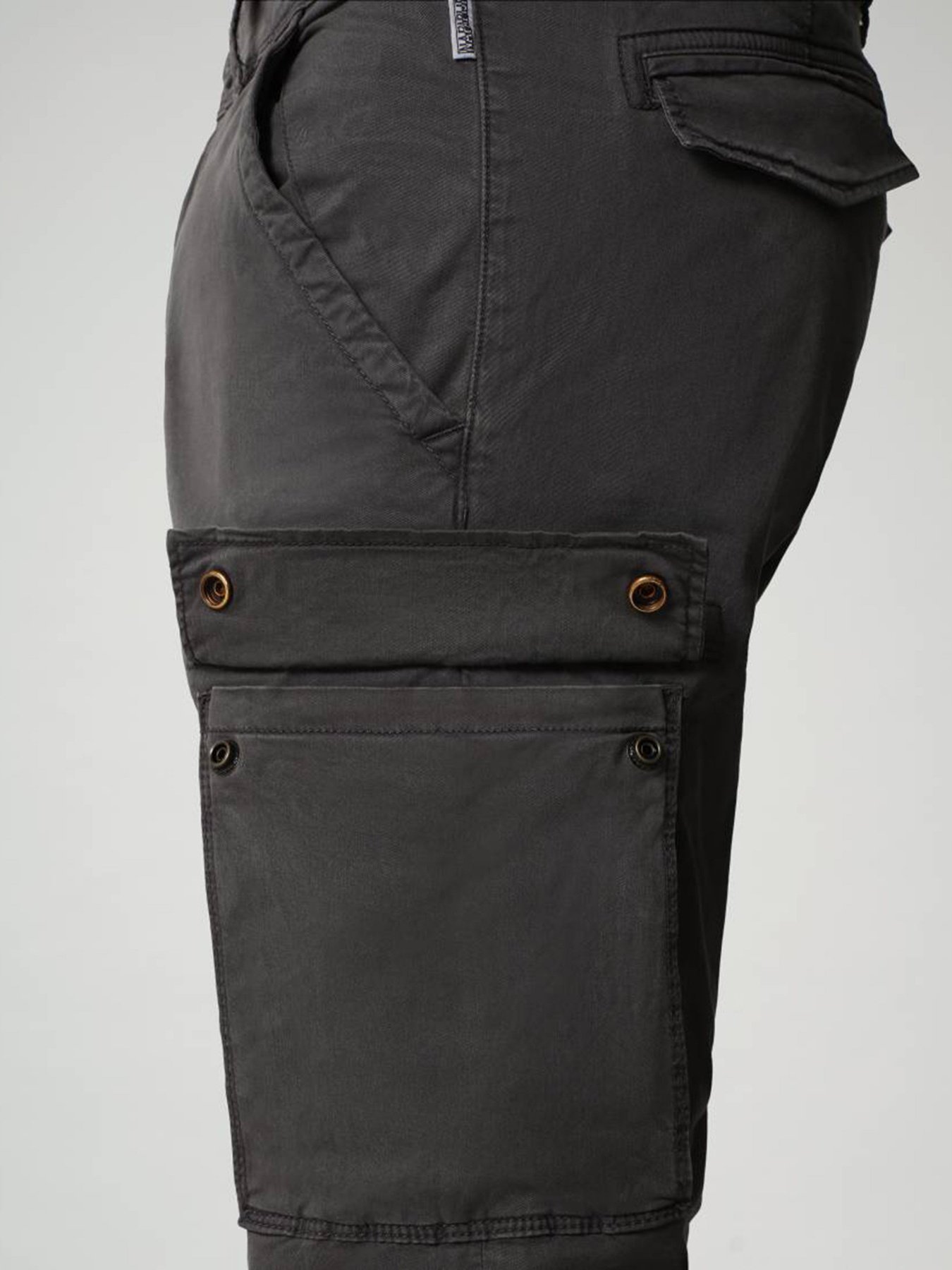 Штани Napapijri Cargo Pants Moto модель NP0A4F9M1981 Штани Napapijri Cargo Pants Moto модель NP0A4F9M1981 Фото