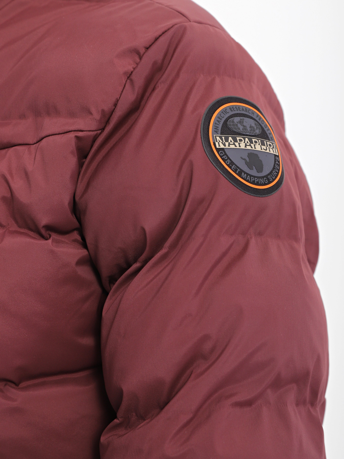 Куртки та дублянки Napapijri 20-22° Thermo Puffer модель NP0A4GO9RE71 Фото
