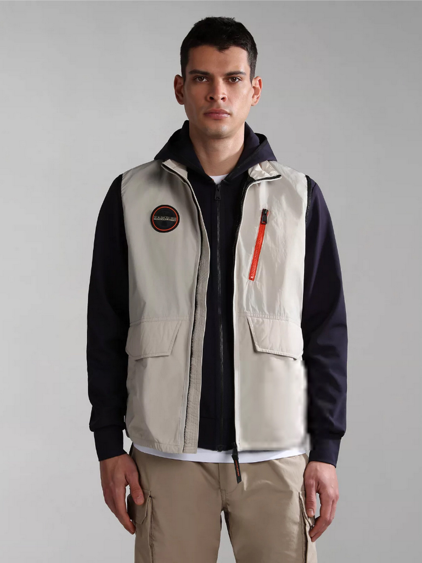 Куртки и дубленки Napapijri A-RIONAPO VEST модель NP0A4H2QN901 Куртки и дубленки Napapijri A-RIONAPO VEST модель NP0A4H2QN901 Фото