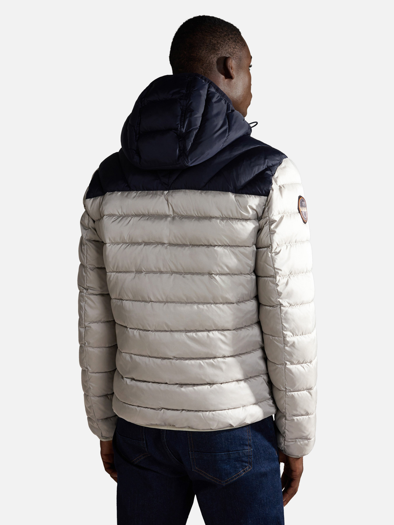 Куртки та дублянки Napapijri Aerons Hood Colour-block Puffer модель NP0A4GJLH541 Фото