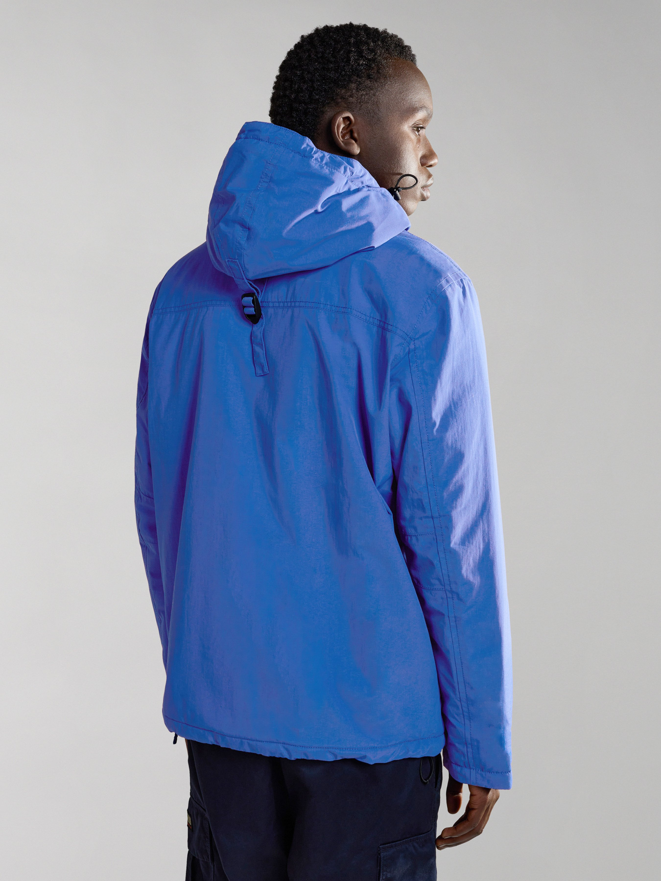Куртки и дубленки Napapijri Rainforest Pocket Winter Anorak модель NP0A4GMDB5A1 Фото
