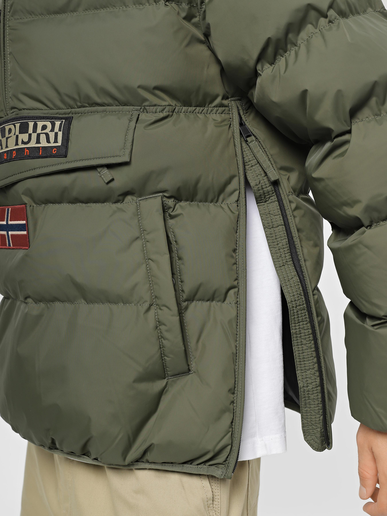 Куртки та дублянки Napapijri Rainforest Puffer Anorak модель NP0A4HMAGE41 Куртки та дублянки Napapijri Rainforest Puffer Anorak модель NP0A4HMAGE41 Фото