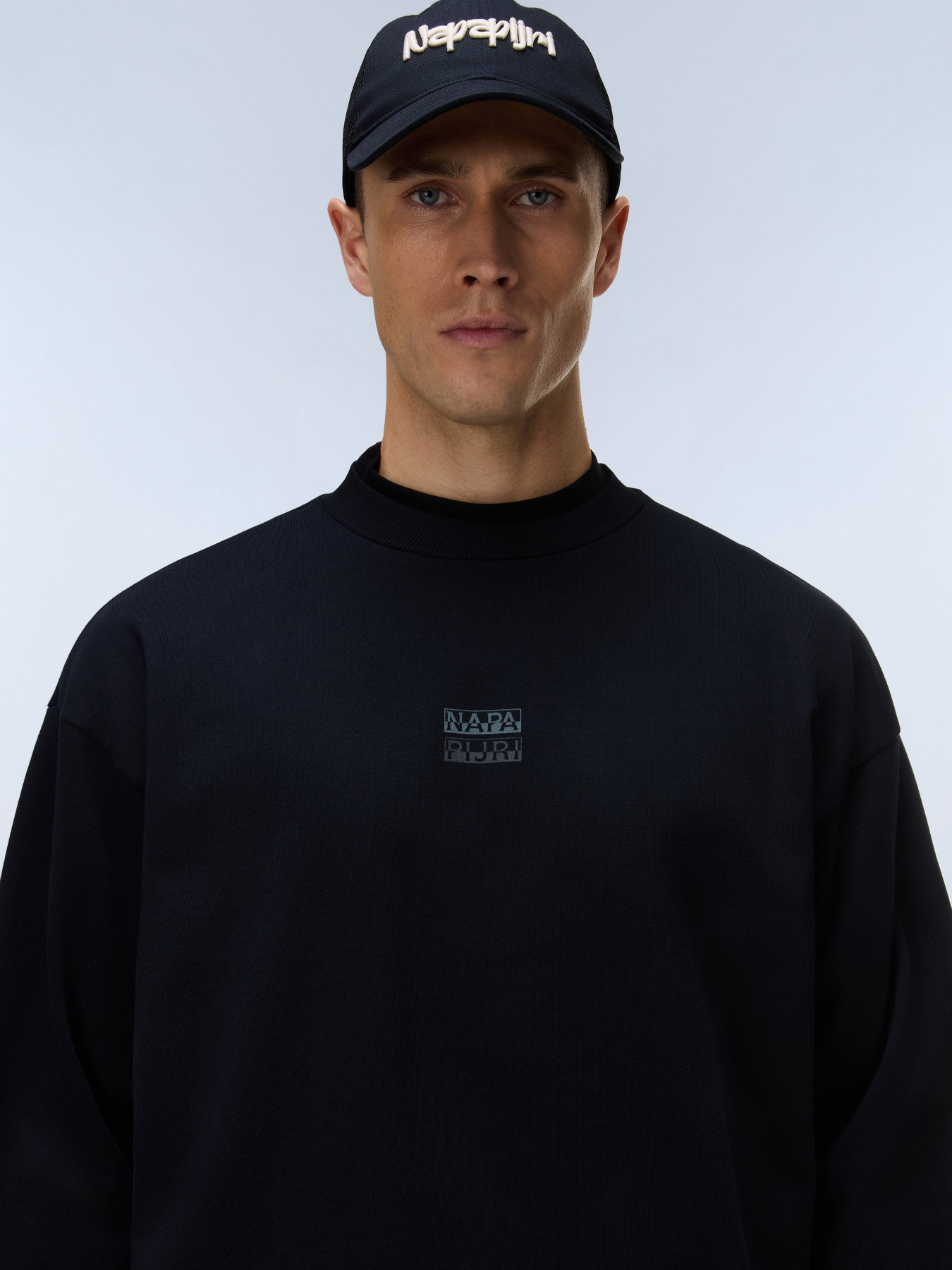 Худі та світшоти Napapijri B-ELEVATED LOGO модель NP0A88UO9411 Худі та світшоти Napapijri B-ELEVATED LOGO модель NP0A88UO9411 Фото