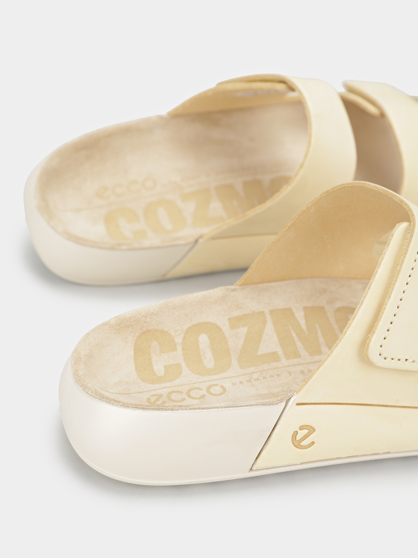 Шлёпанцы ECCO COZMO W модель 20682302710 Фото