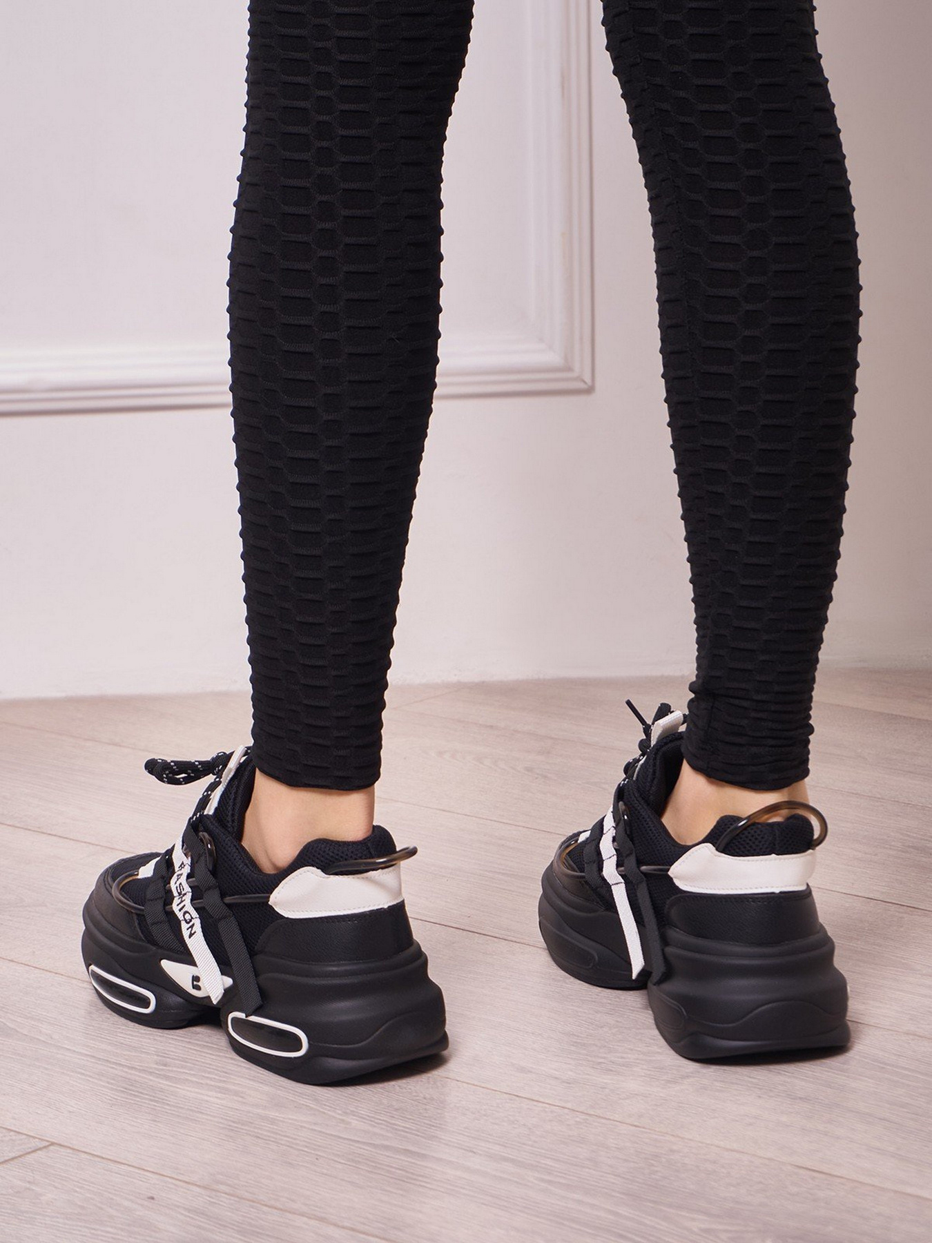 Кросівки ISSA Plus модель OB2-32_black Кросівки ISSA Plus модель OB2-32_black Фото