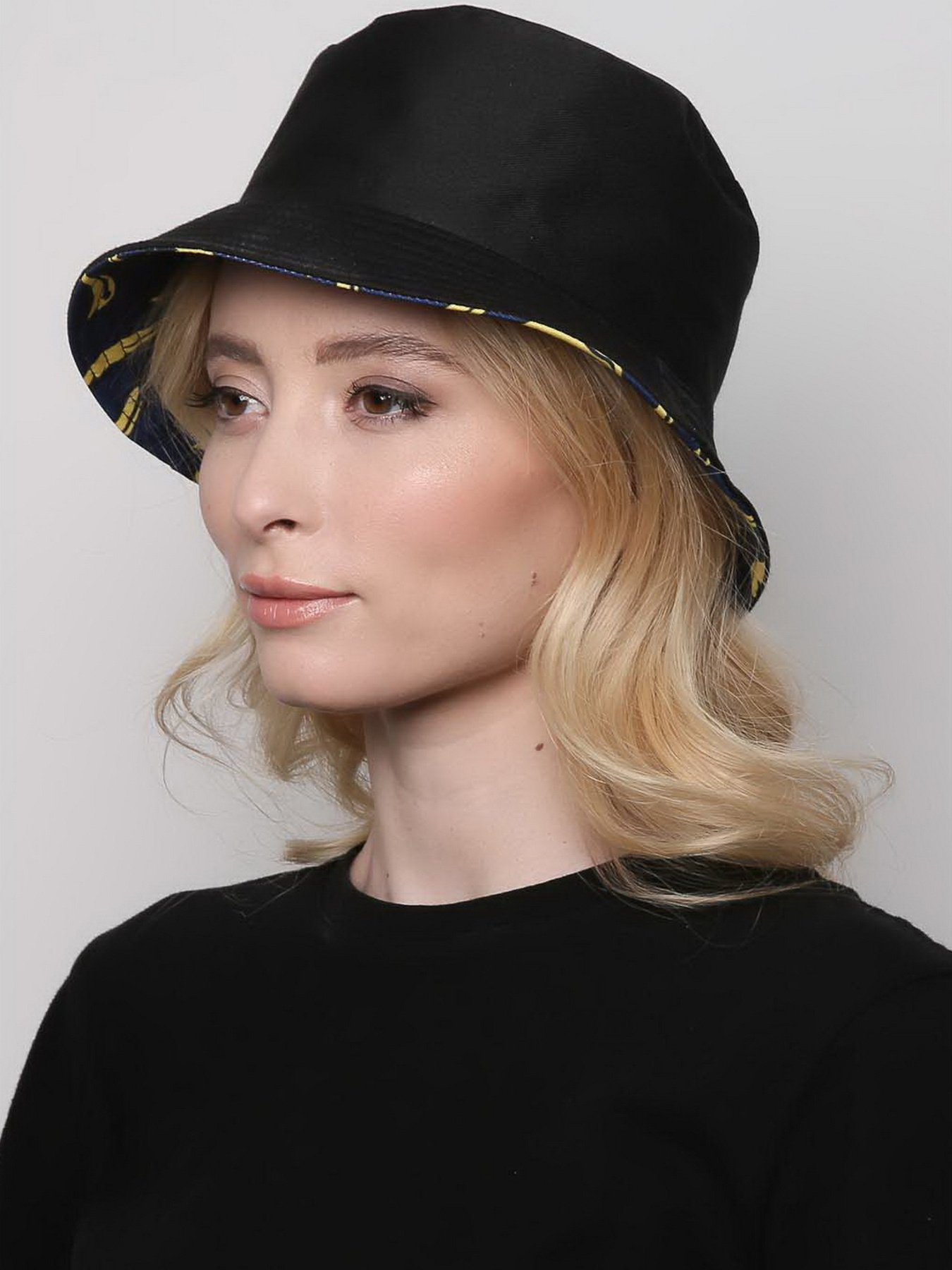 Шапки та кепки LuckyLOOK модель 2933533855183 Фото