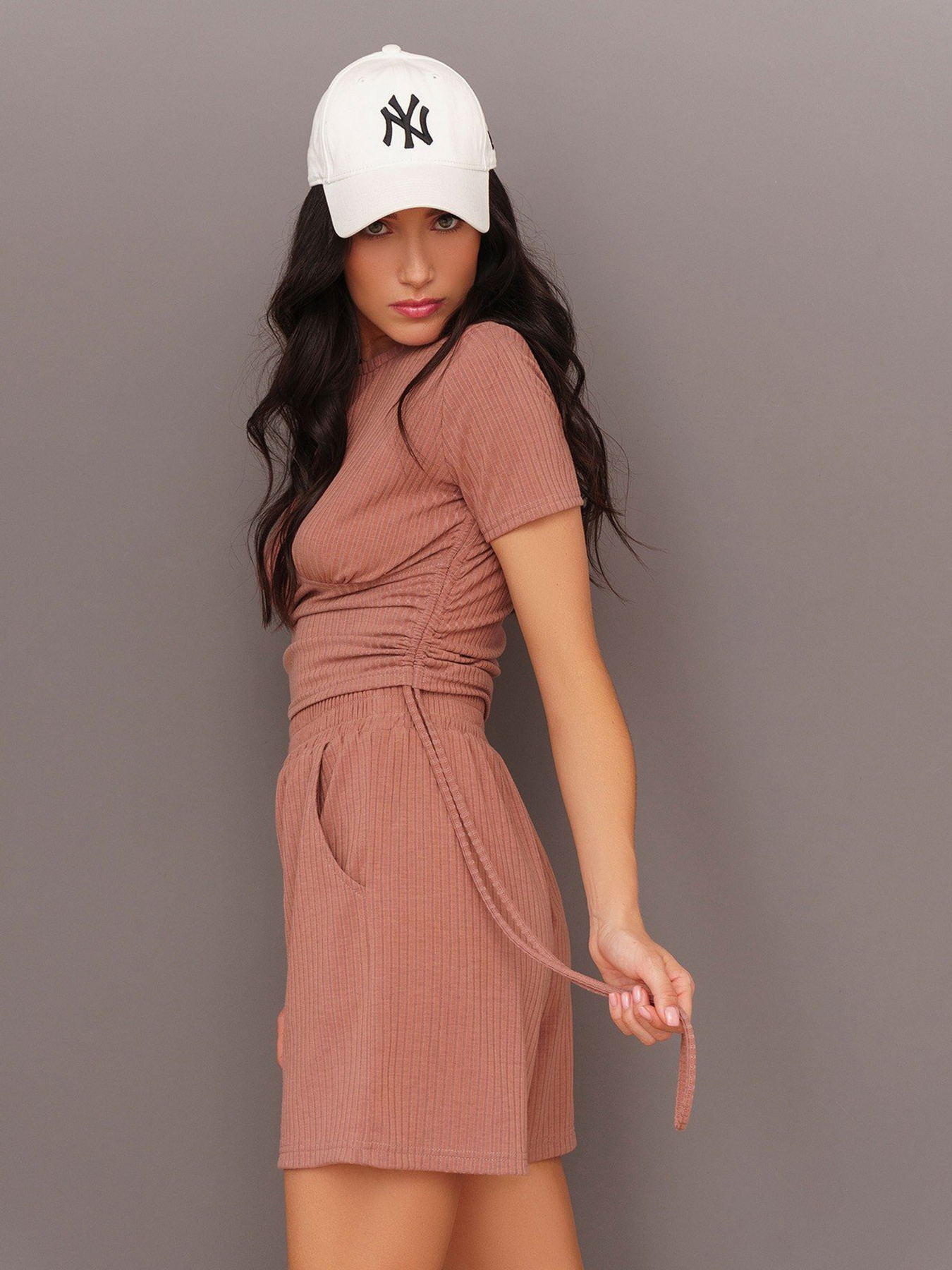 Костюмы ISSA Plus модель 13428_brown Костюмы ISSA Plus модель 13428_brown Фото