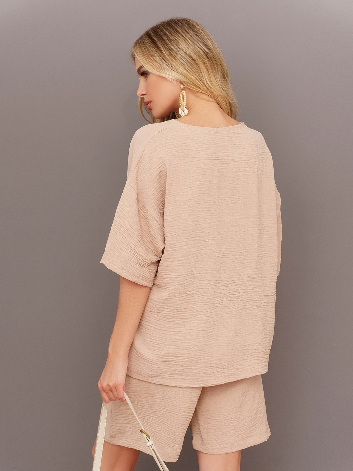 Костюмы ISSA Plus модель 13437_beige Костюмы ISSA Plus модель 13437_beige Фото