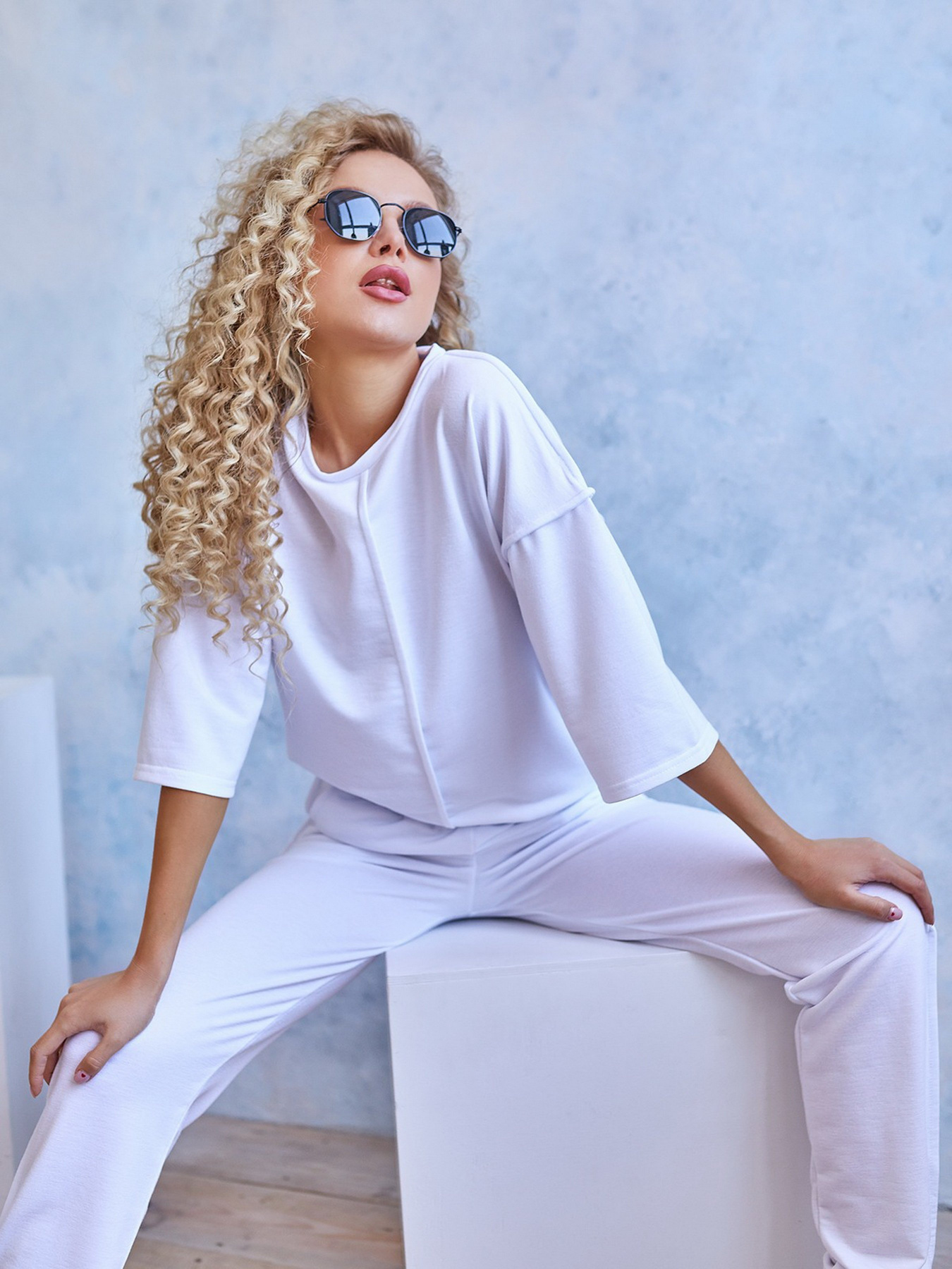 Костюмы ISSA Plus модель 11970_white Костюмы ISSA Plus модель 11970_white Фото