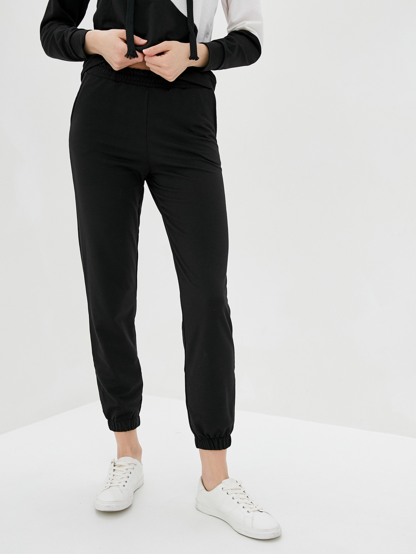 Костюмы ISSA Plus модель SA-33_blackred Костюмы ISSA Plus модель SA-33_blackred Фото