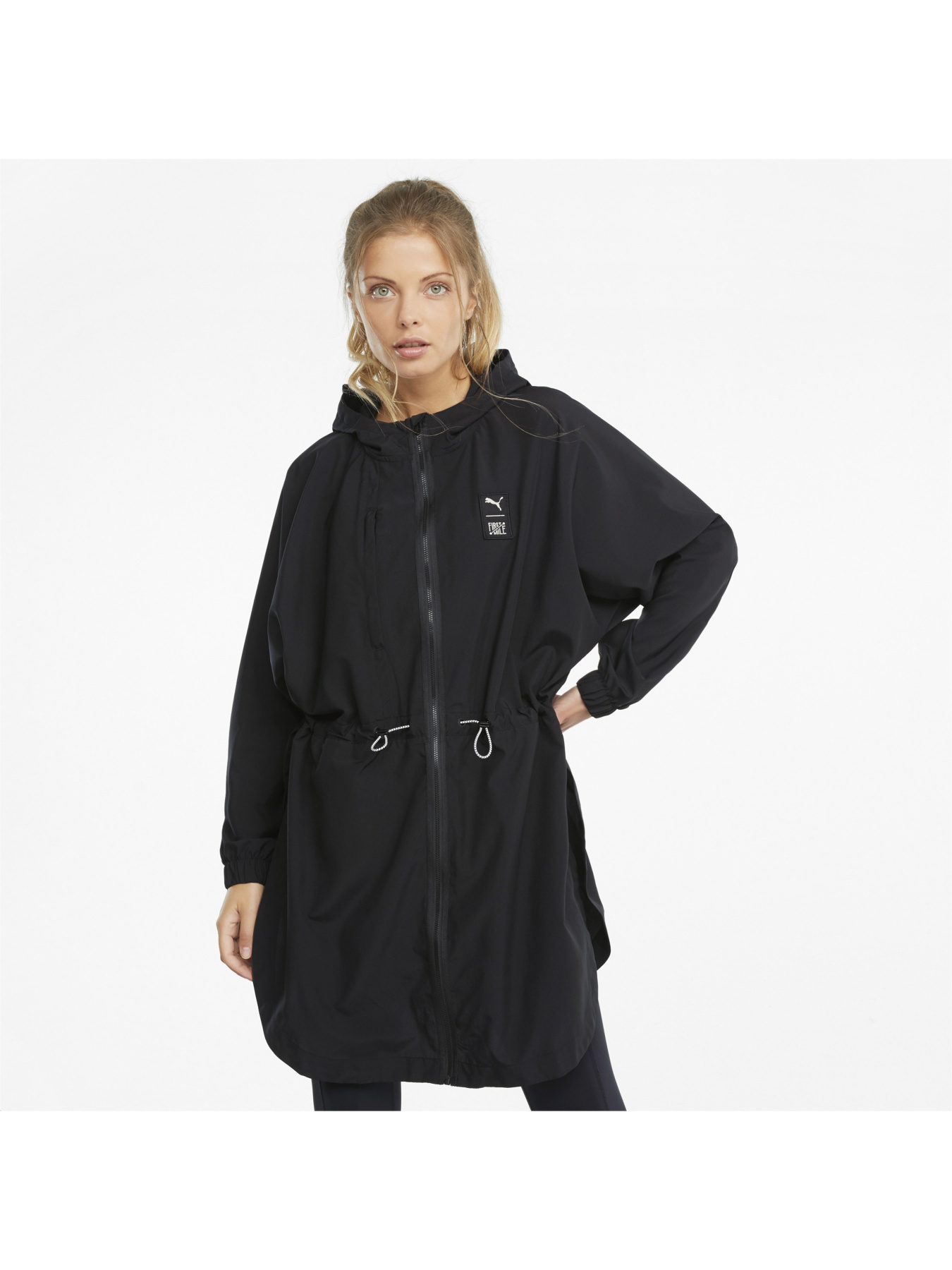 Куртки и дубленки PUMA модель 521000 Фото
