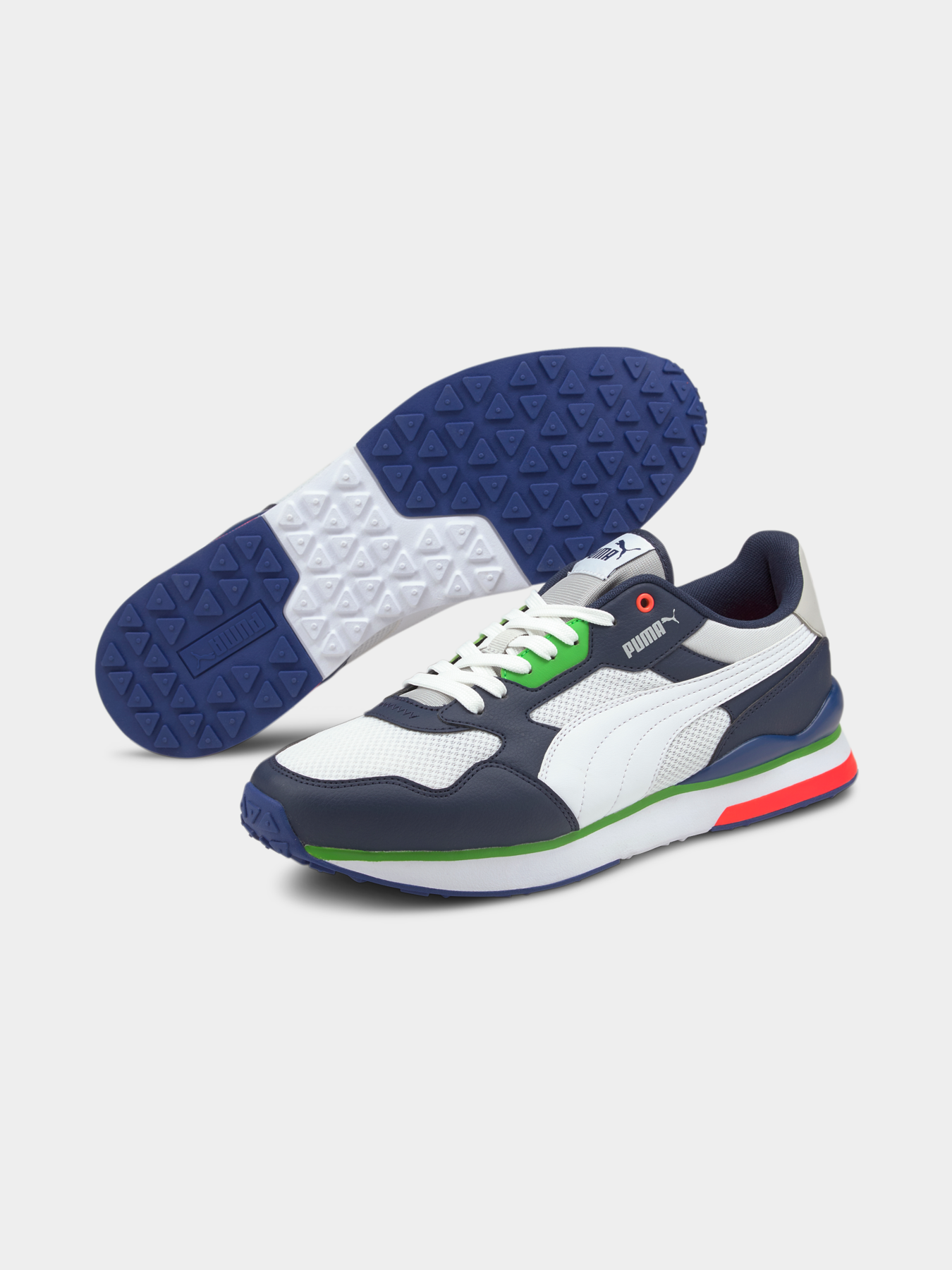 Кросівки PUMA R78 Futr модель 374895 Кросівки PUMA R78 Futr модель 374895 Фото