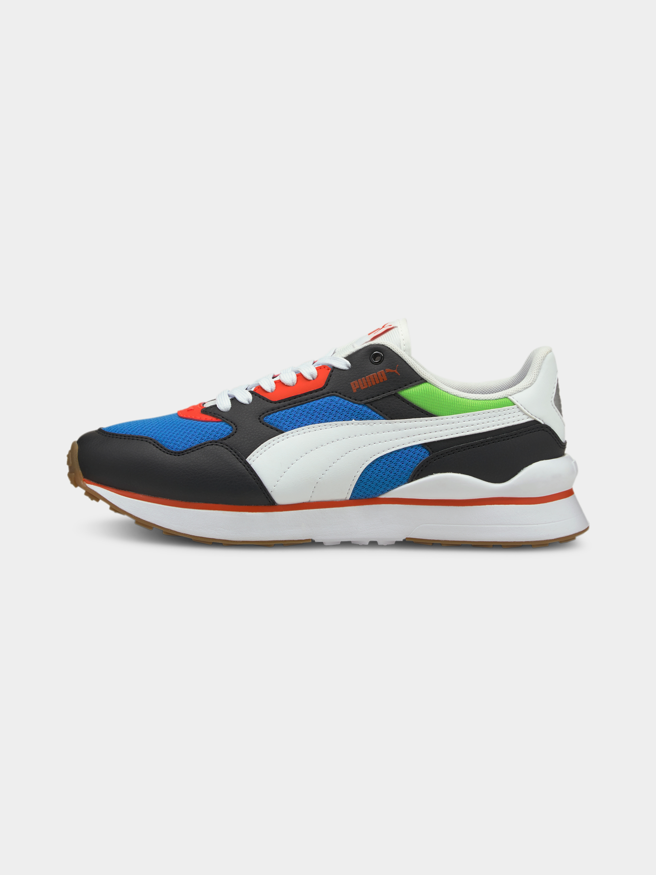 Кросівки PUMA R78 Futr модель 374895 Фото