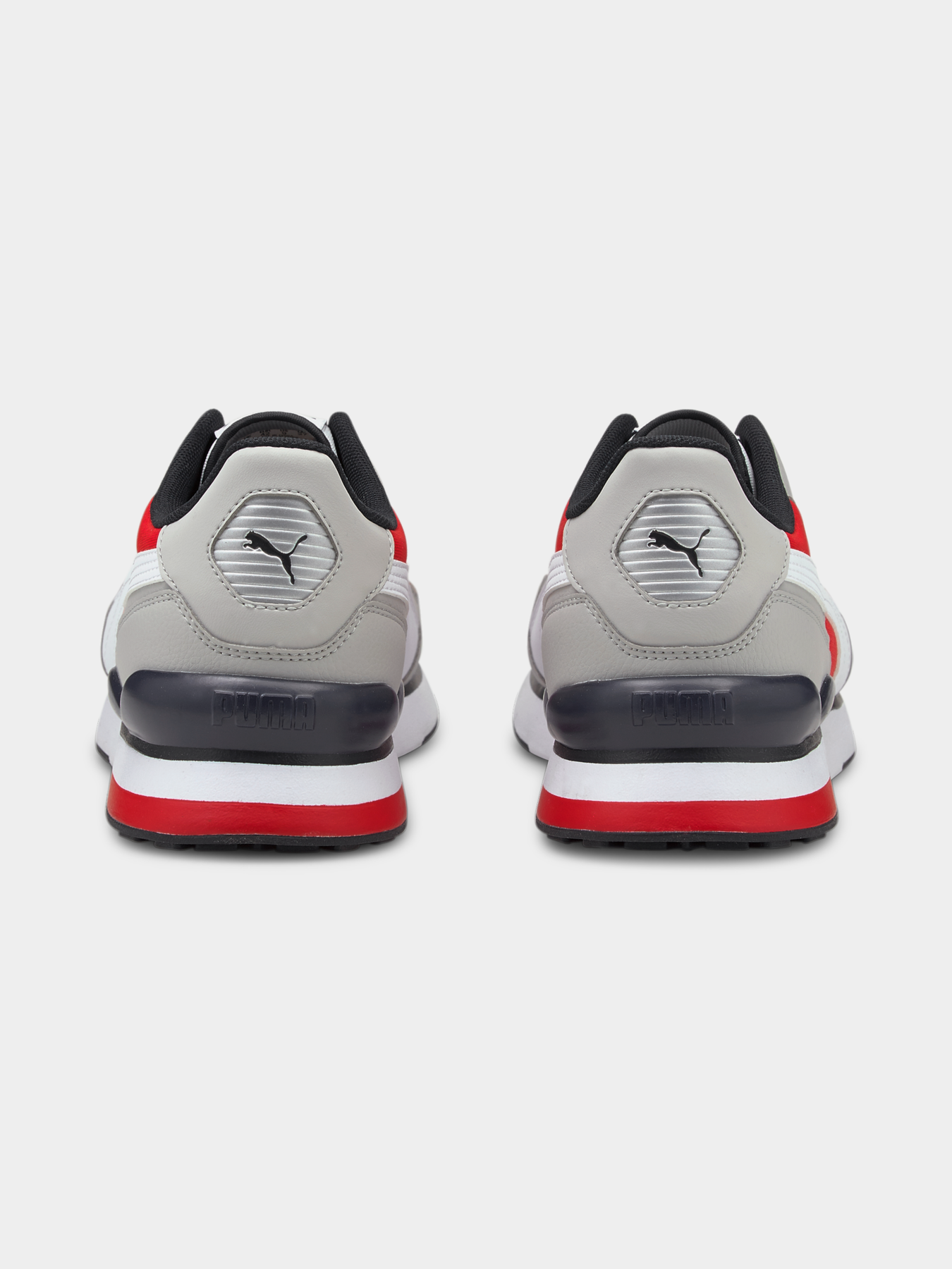 Кросівки PUMA R78 Futr модель 374895 Кросівки PUMA R78 Futr модель 374895 Фото