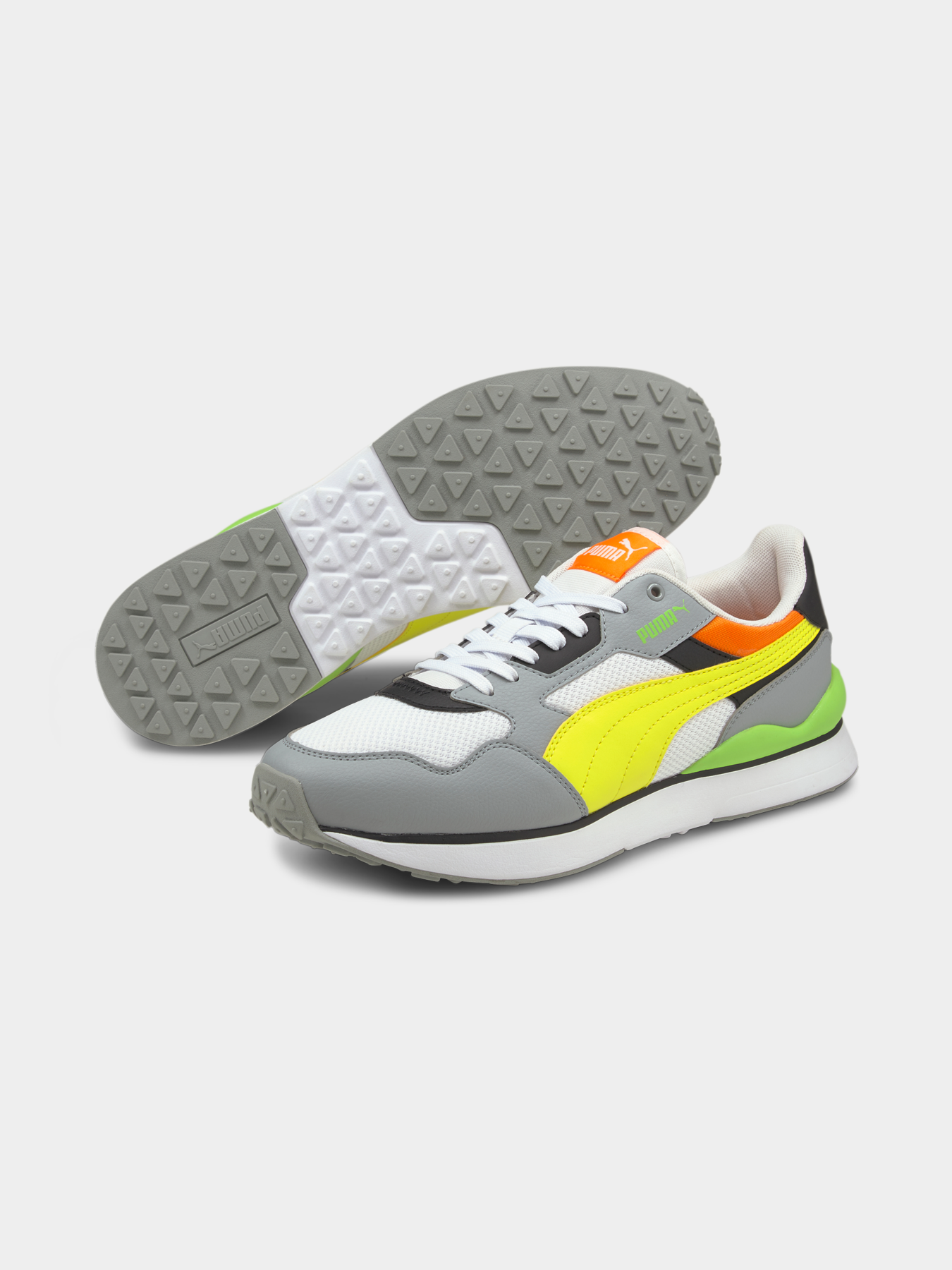 Кросівки PUMA R78 Futr модель 374895 Кросівки PUMA R78 Futr модель 374895 Фото