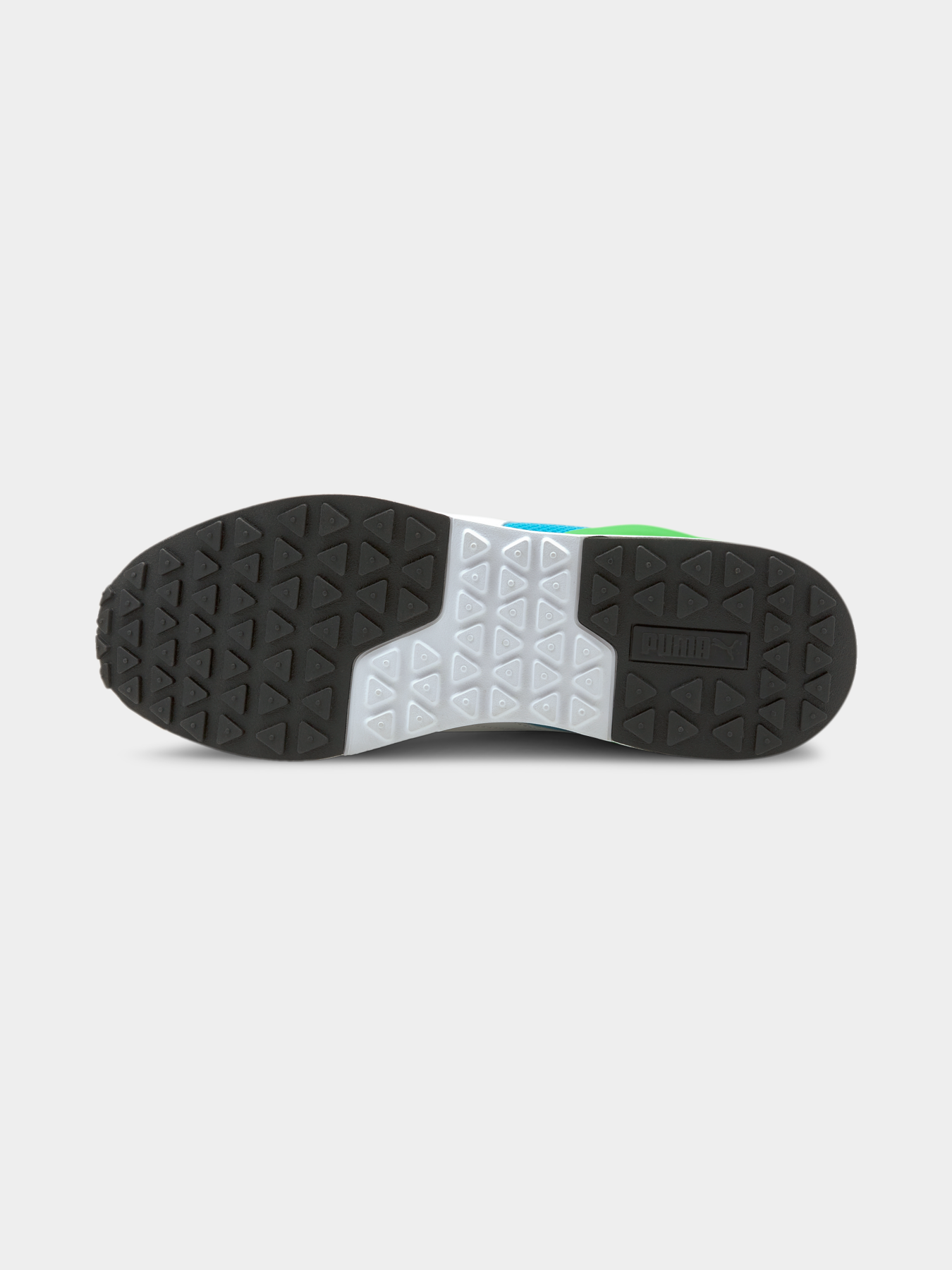 Кроссовки PUMA R78 Futr модель 374895 Кроссовки PUMA R78 Futr модель 374895 Фото