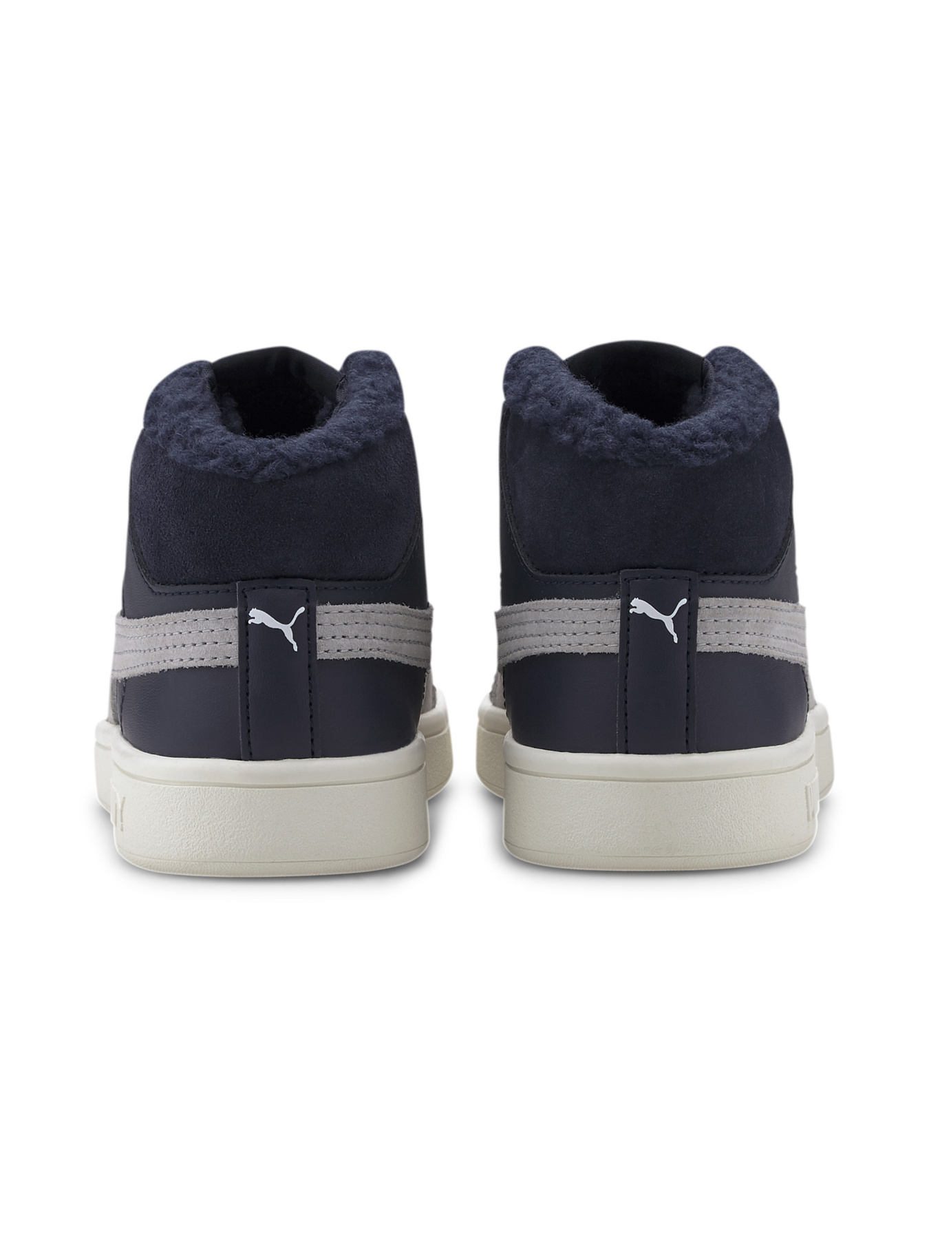 Черевики та чоботи PUMA Smash V2 Mid L Fur Jr модель 366895 Черевики та чоботи PUMA Smash V2 Mid L Fur Jr модель 366895 Фото
