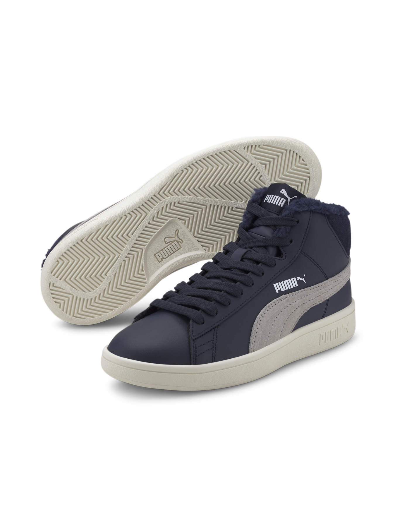 Черевики та чоботи PUMA Smash V2 Mid L Fur Jr модель 366895 Черевики та чоботи PUMA Smash V2 Mid L Fur Jr модель 366895 Фото