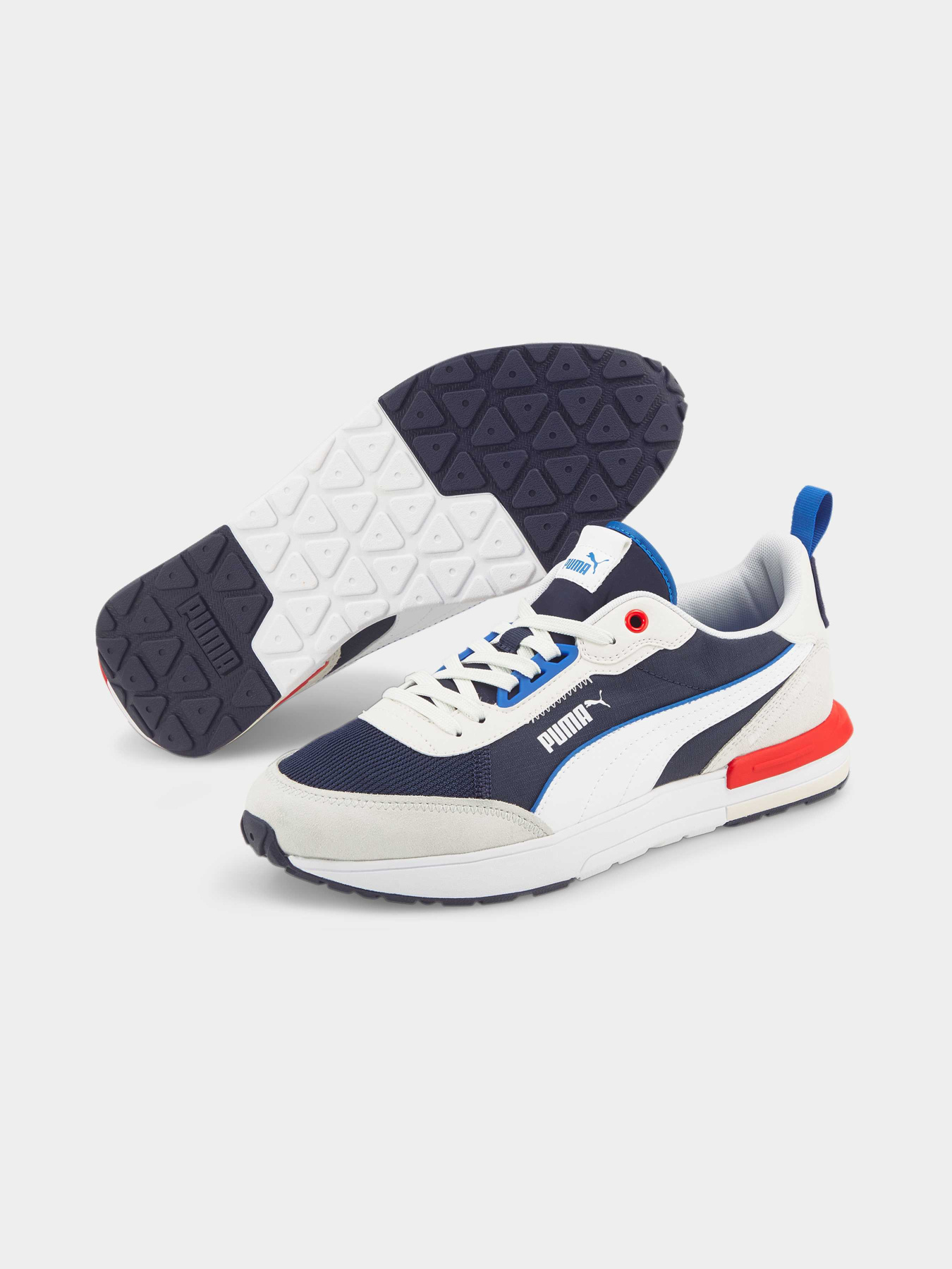 Кросівки PUMA R22 модель 383462 Фото