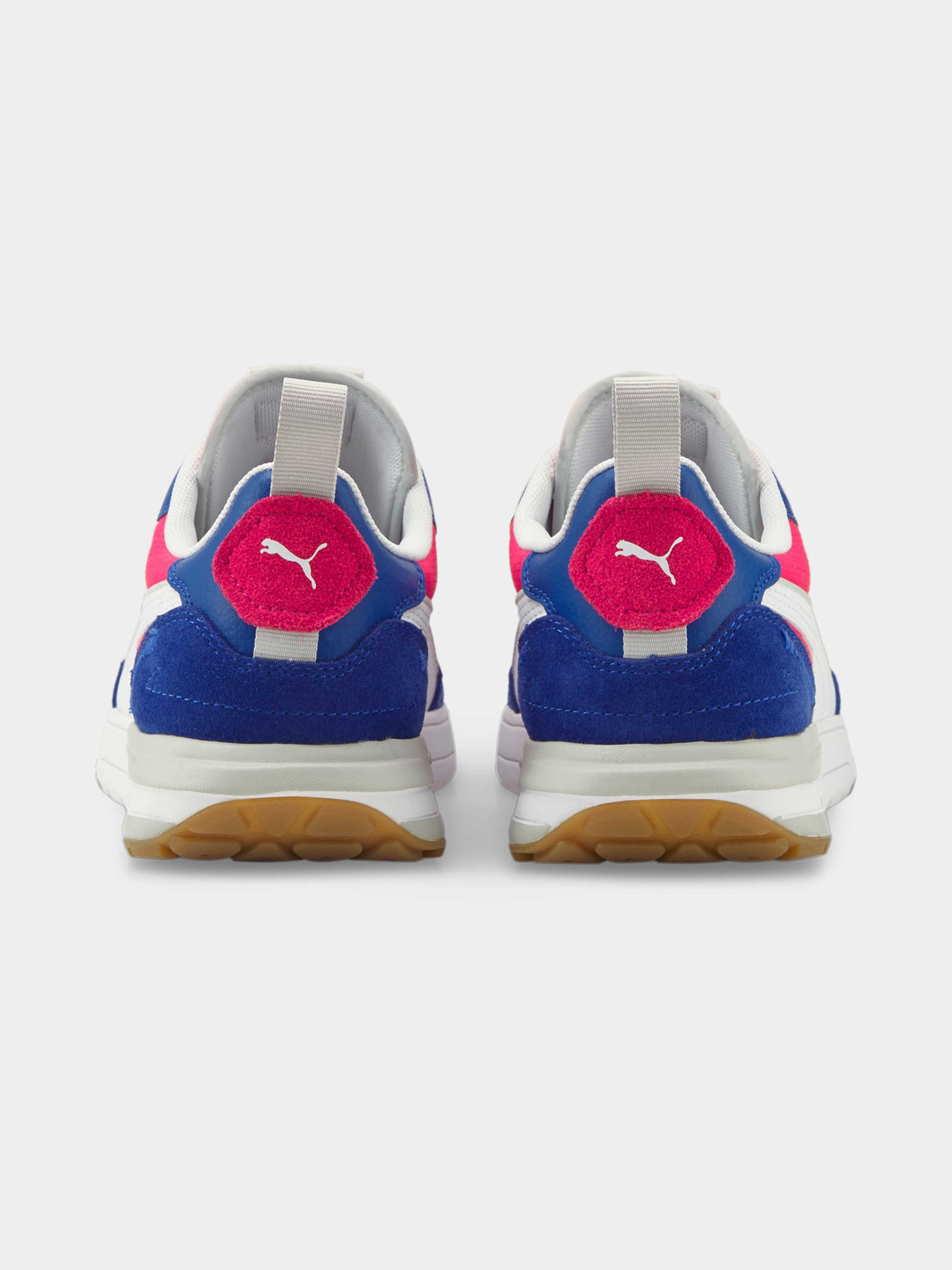 Кросівки PUMA R22 модель 383462 Фото