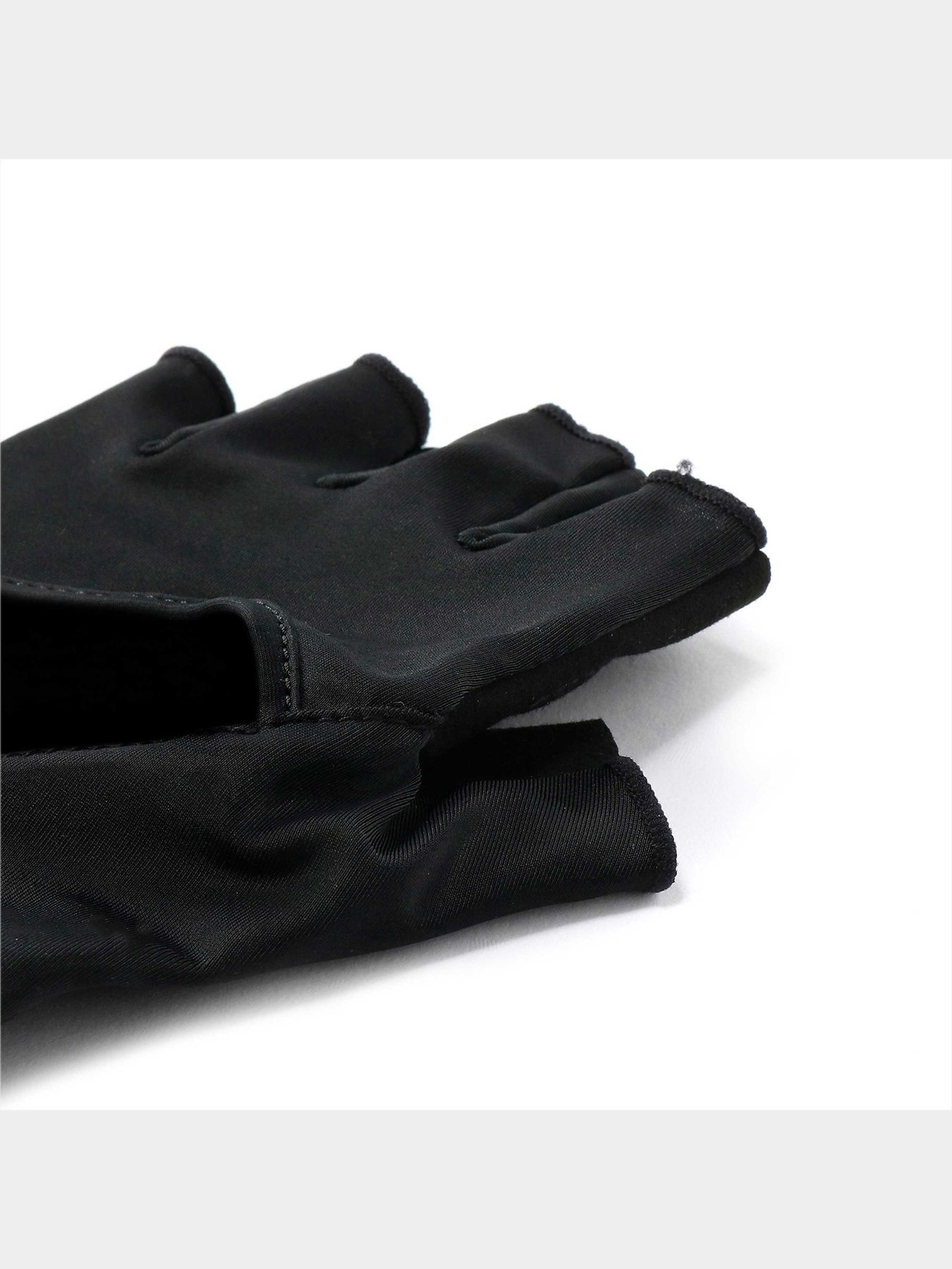 Перчатки для спорта PUMA Tr Ess Cut Fingered Gloves модель 041465 Перчатки для спорта PUMA Tr Ess Cut Fingered Gloves модель 041465 Фото