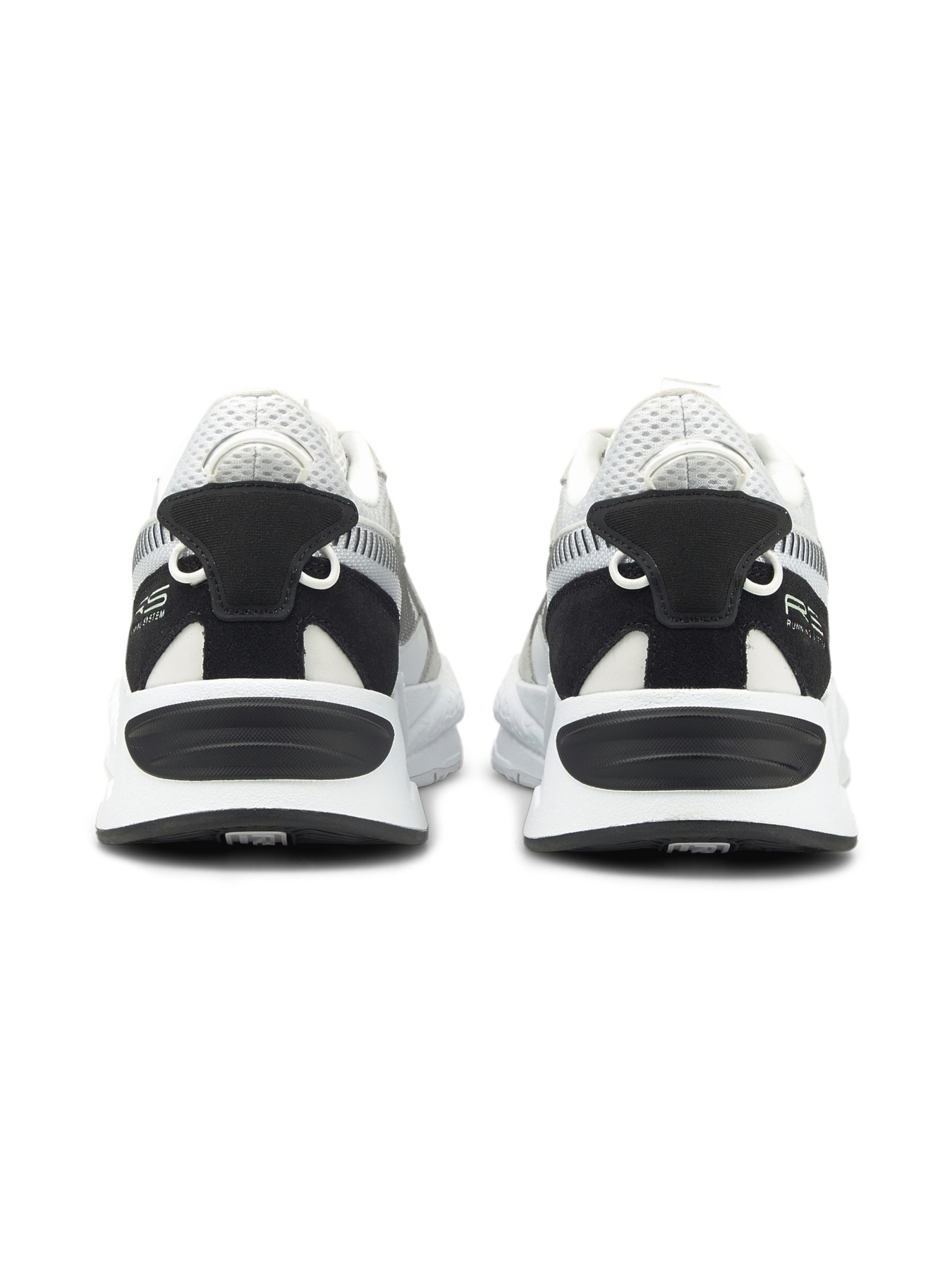 Кросівки PUMA модель 381640 Кросівки PUMA модель 381640 Фото