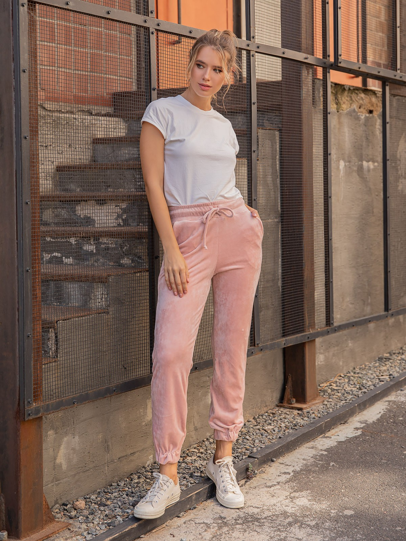 Штани ISSA Plus модель SA-293_pink Фото