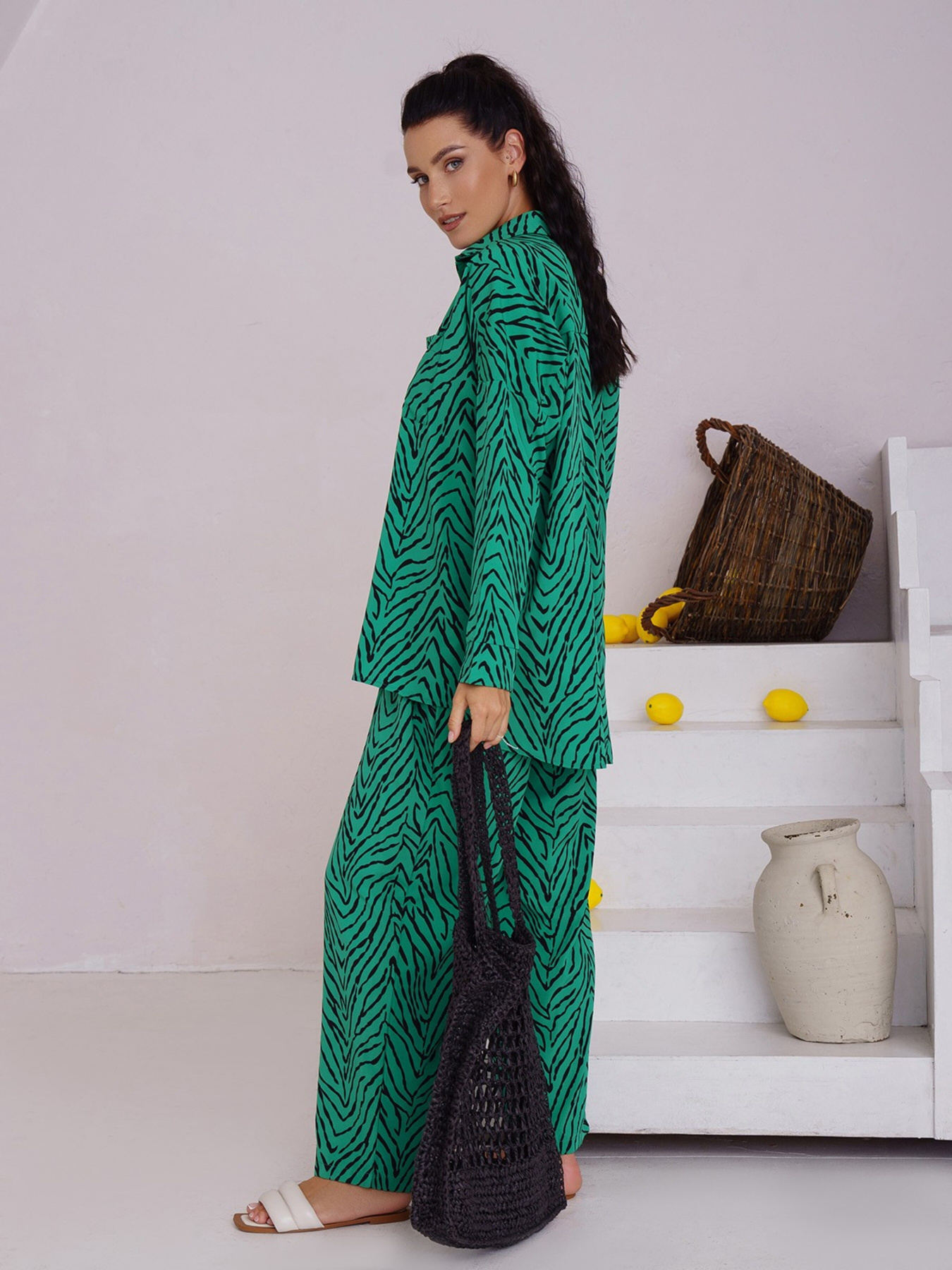 Костюмы ISSA Plus модель 13515_green Костюмы ISSA Plus модель 13515_green Фото