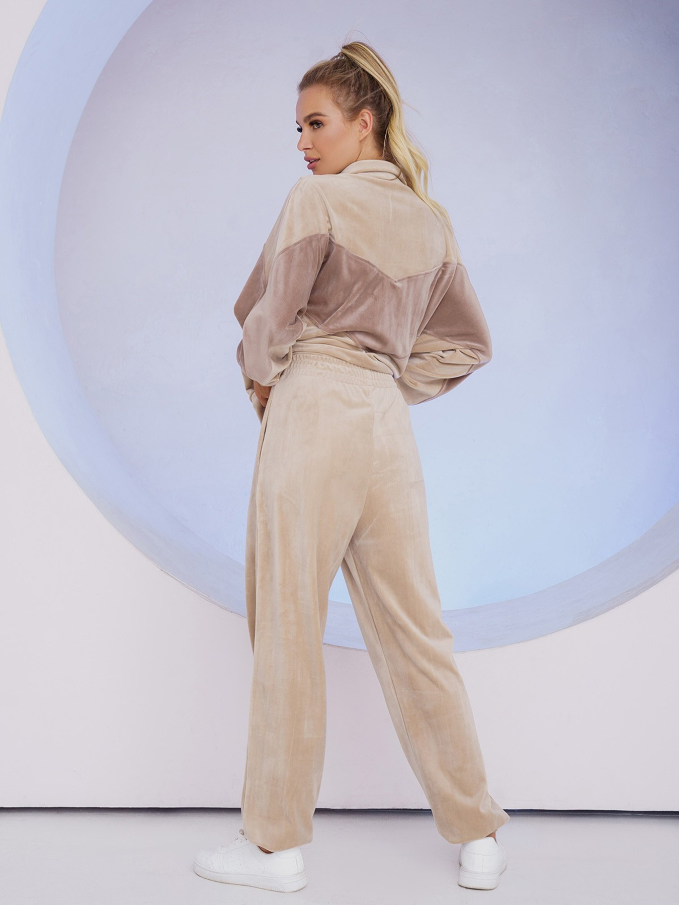 Костюмы ISSA Plus модель 13522_beige Фото