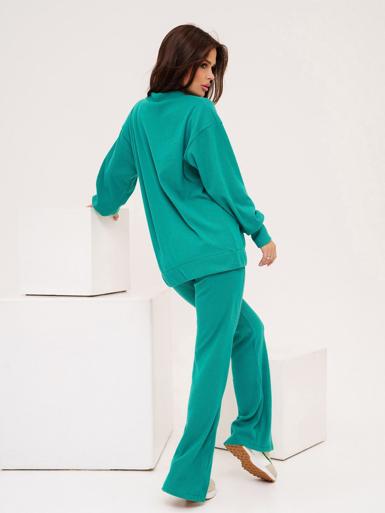 Костюмы ISSA Plus модель 13528_green Костюмы ISSA Plus модель 13528_green Фото