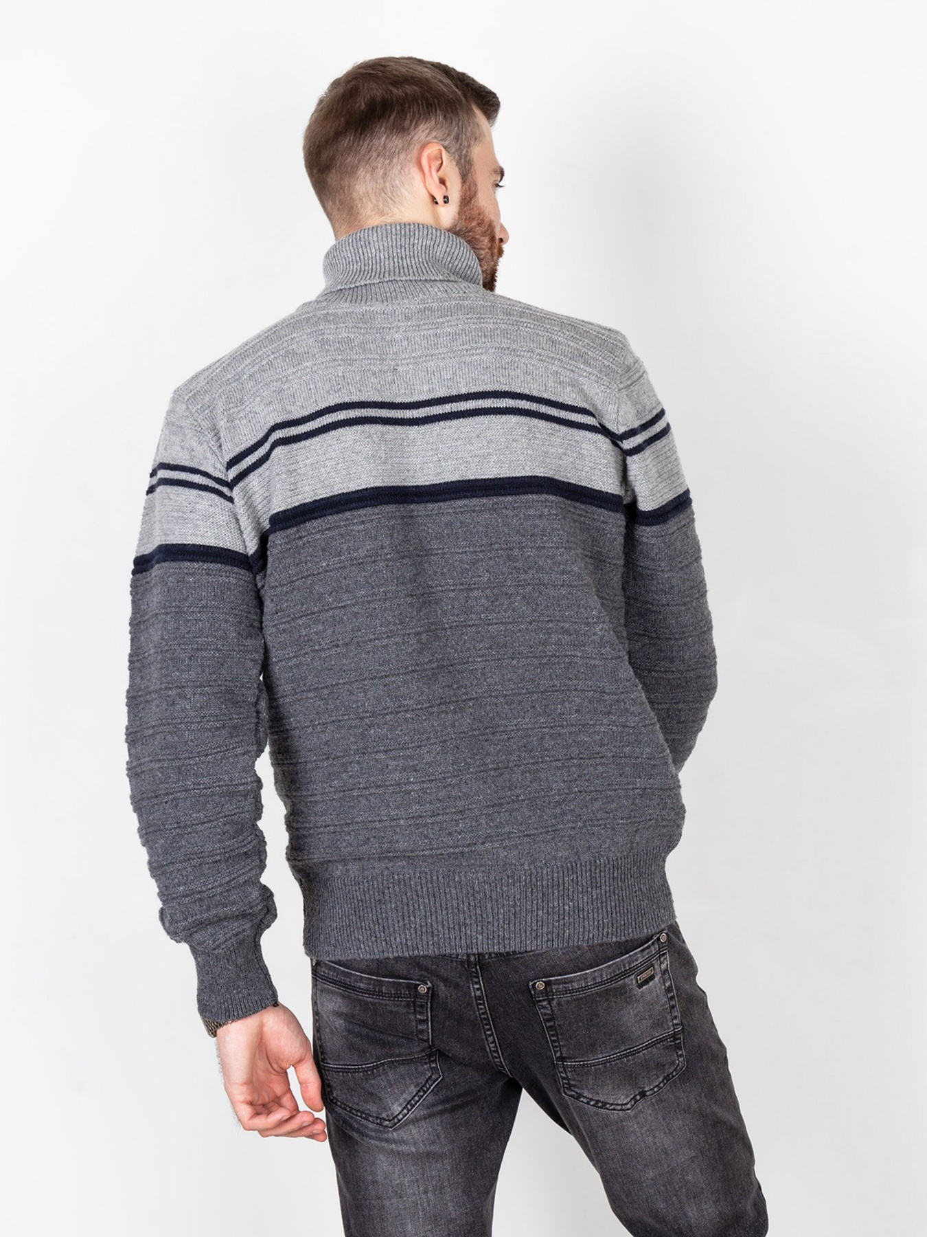 Свитры и кардиганы ISSA Plus модель GN4-53_grey. Фото