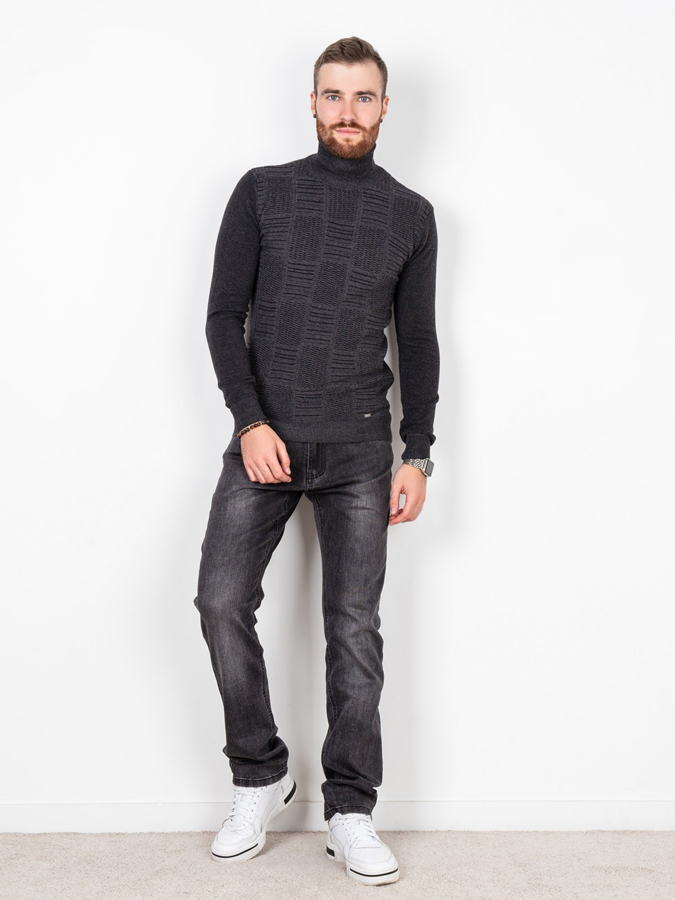 Свитры и кардиганы ISSA Plus модель GN4-59_black. Фото