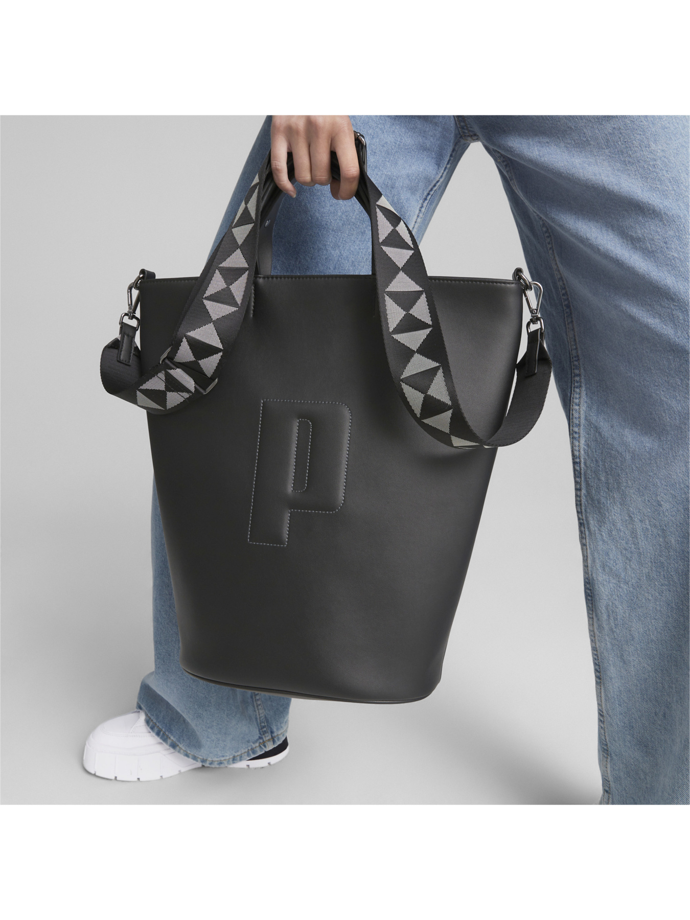 Сумки PUMA Sense Shopper модель 079182 Фото