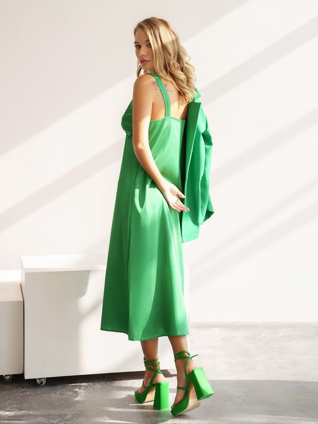 Костюмы ISSA Plus модель 13582_green Фото