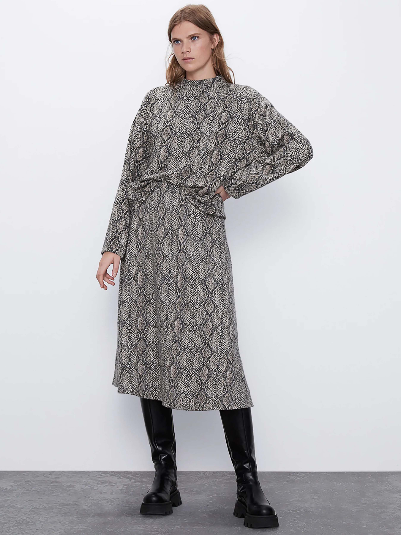 Спідниці ZARA модель 65010 Фото