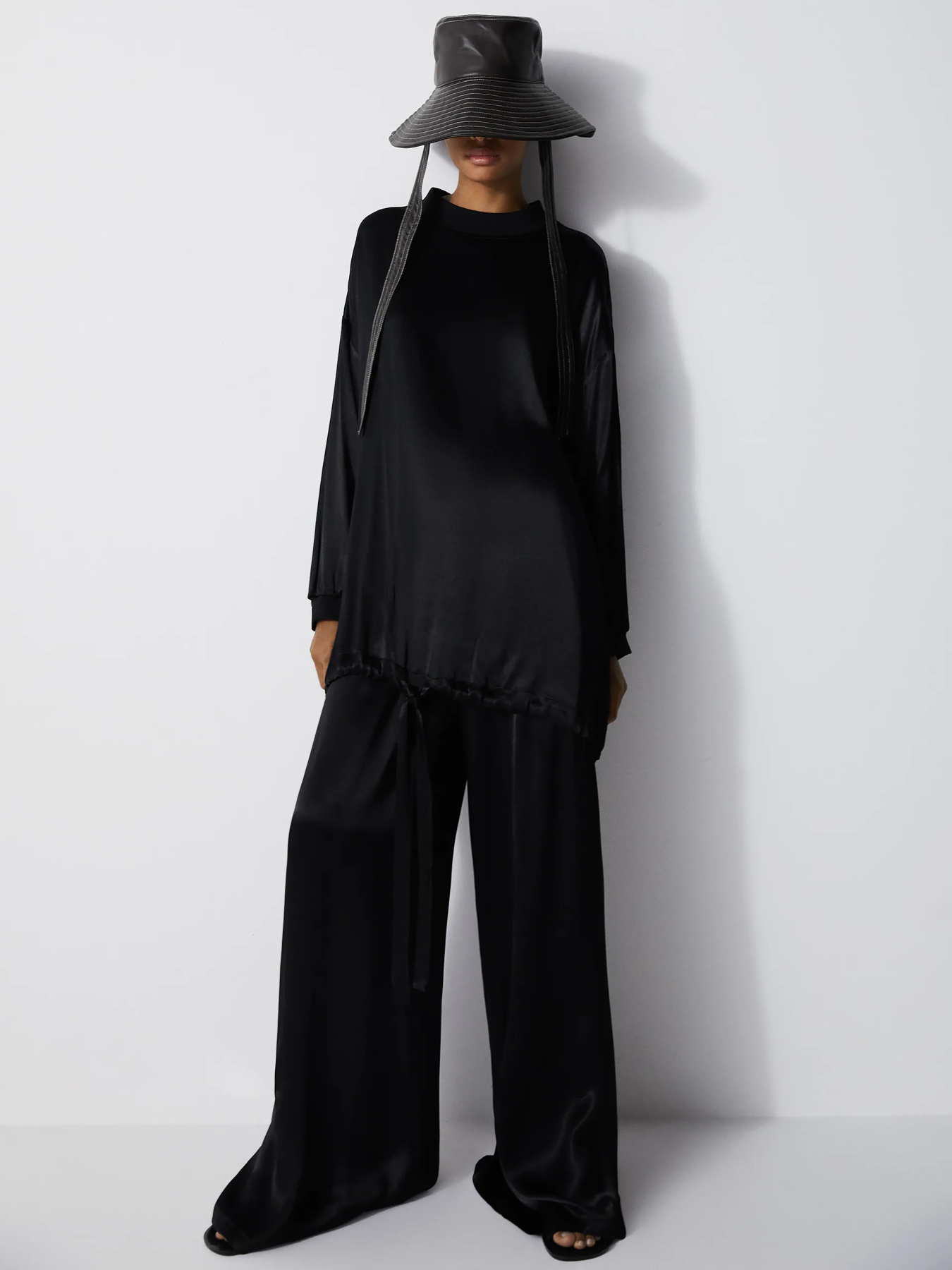 Сорочки ZARA модель 65343 Фото