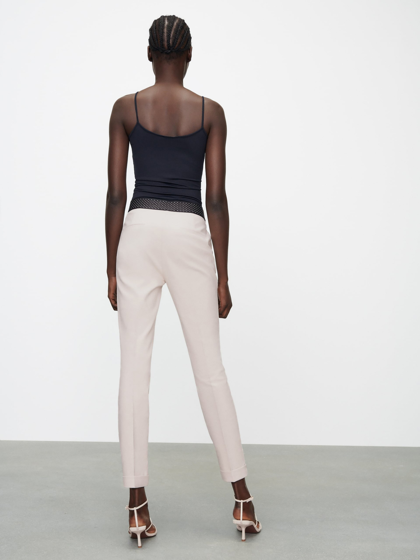 Брюки ZARA модель 65667 Фото