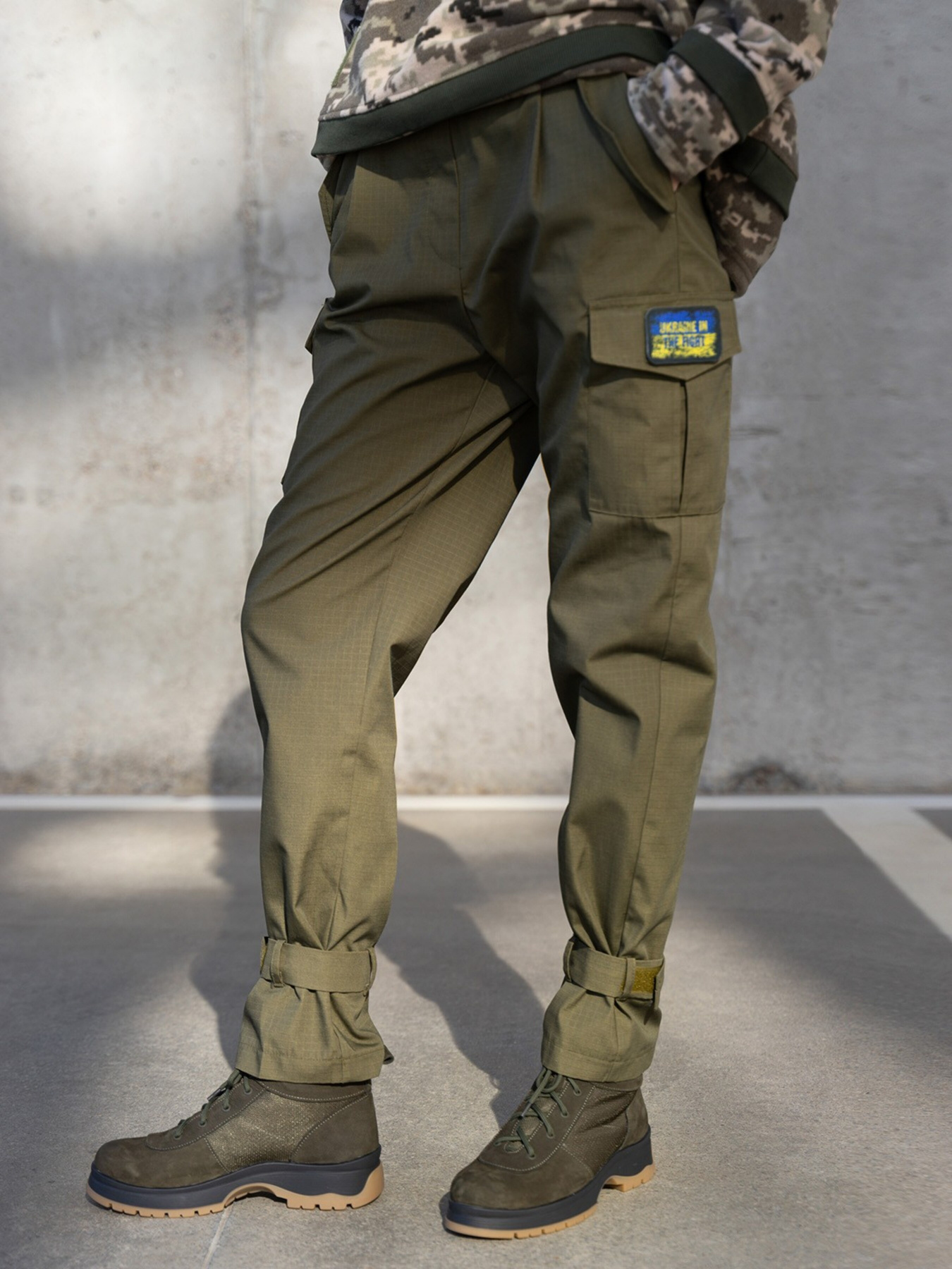 Брюки ISSA Plus модель 13598_khaki Фото
