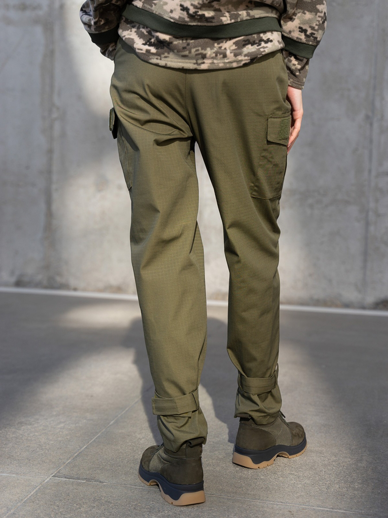 Брюки ISSA Plus модель 13598_khaki Фото