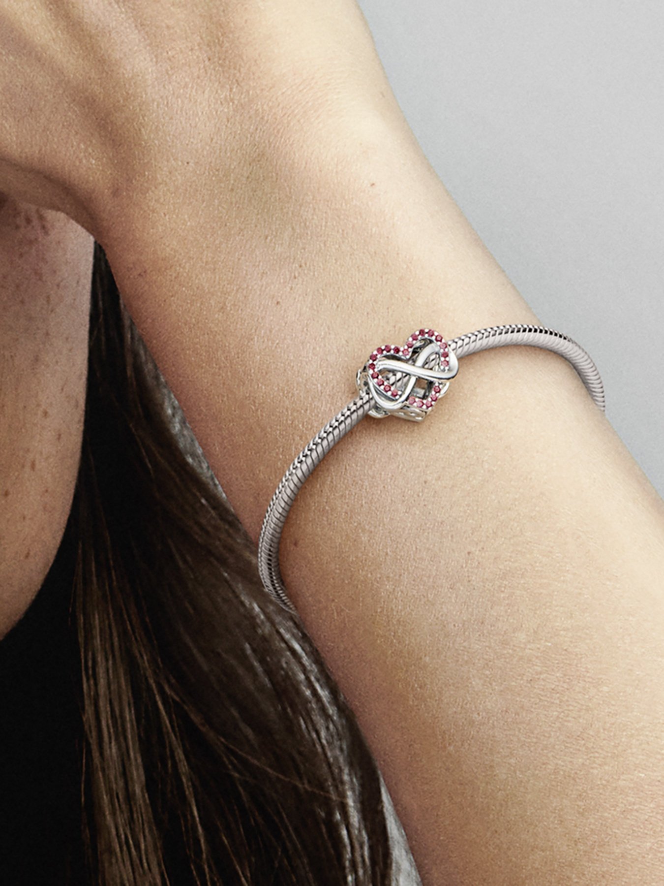Класичні PANDORA модель 792246C01 Фото
