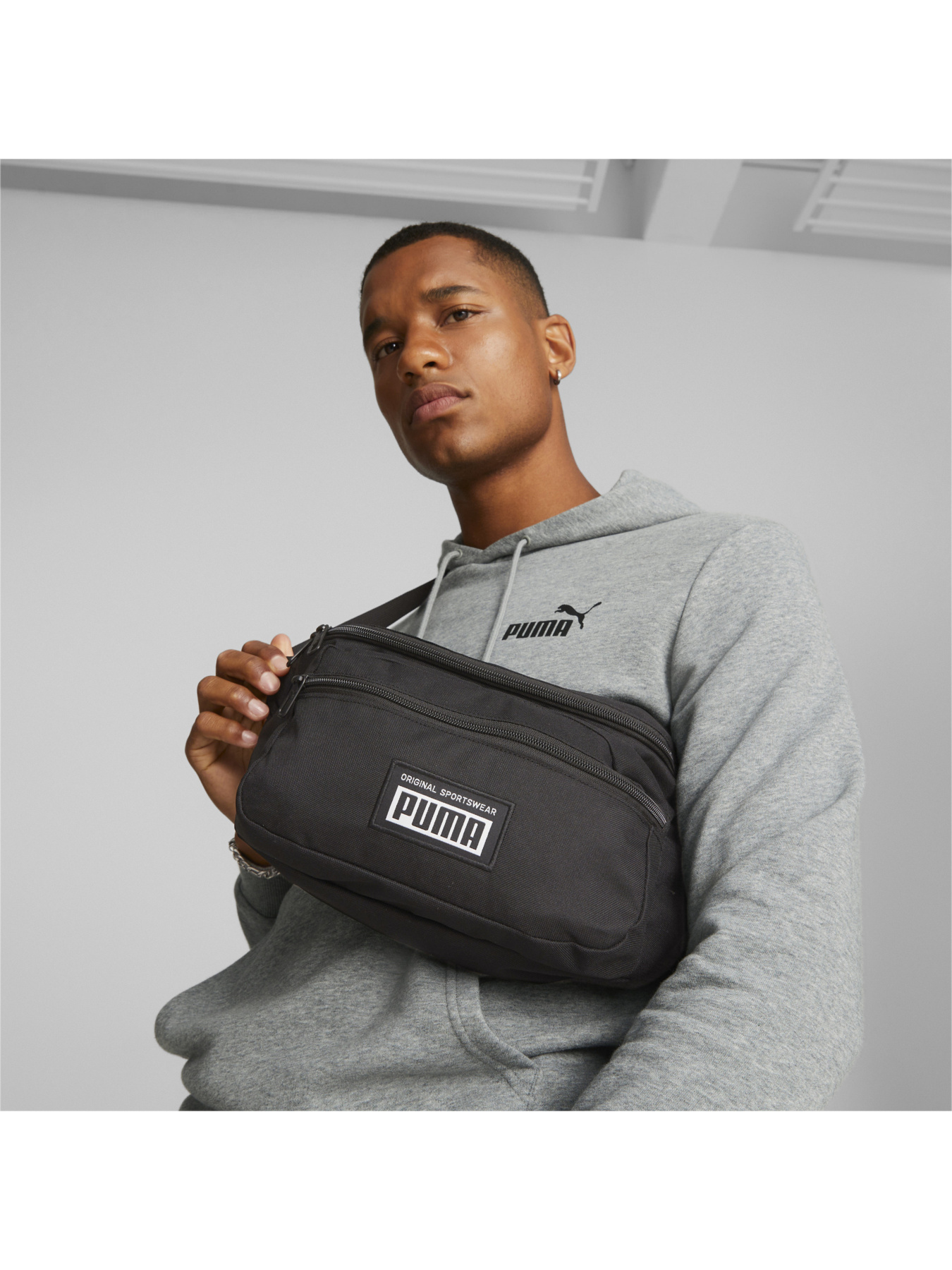 Сумки PUMA Academy Waist Bag модель 079134 Фото