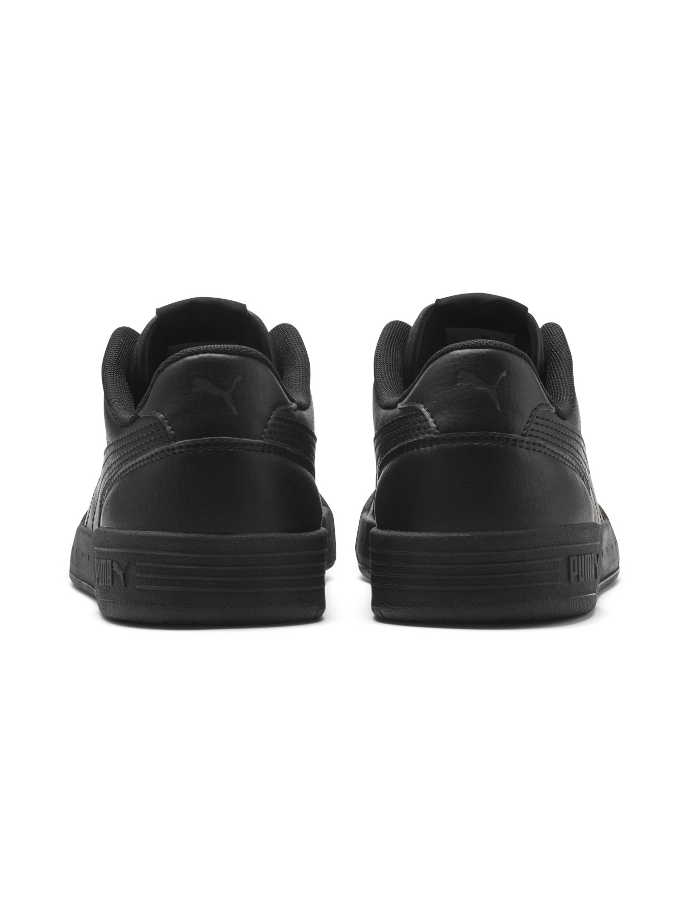 Кроссовки PUMA Caracal модель 369863 Кроссовки PUMA Caracal модель 369863 Фото