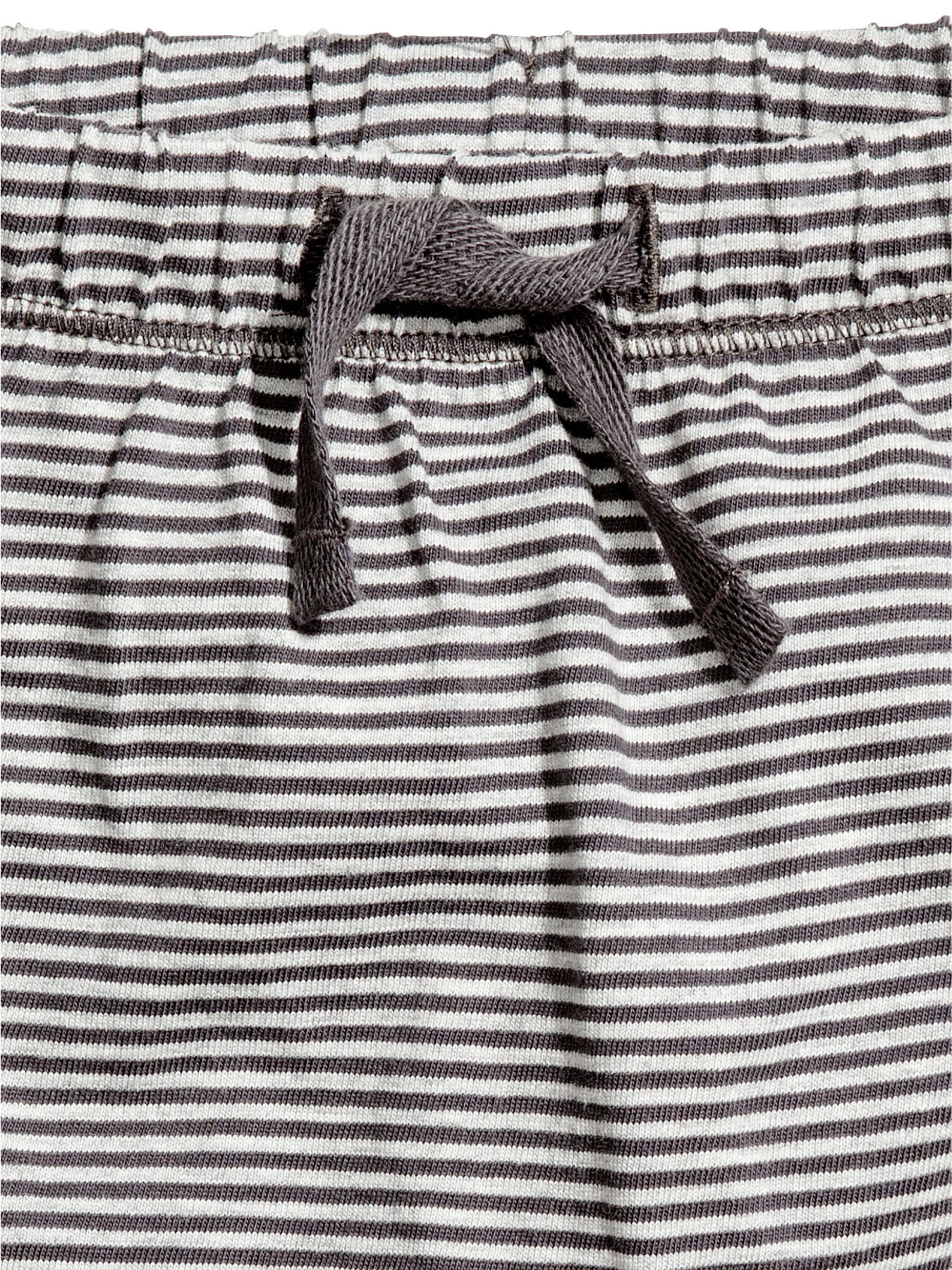 Шорты H&M модель 23052 Фото