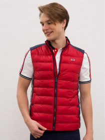 Куртки и дубленки US Polo модель G081SZ010.000.963780.VR030 Фото