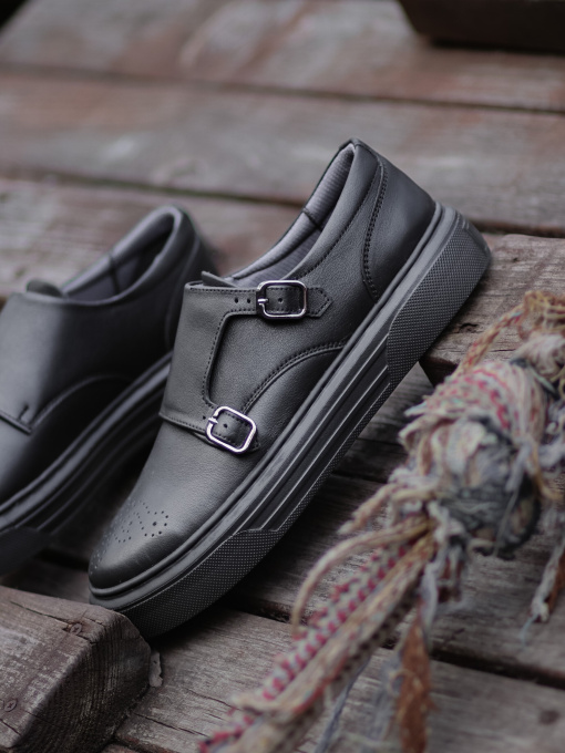 Туфли и лоферы Legessy модель MONKS_BLACK Фото